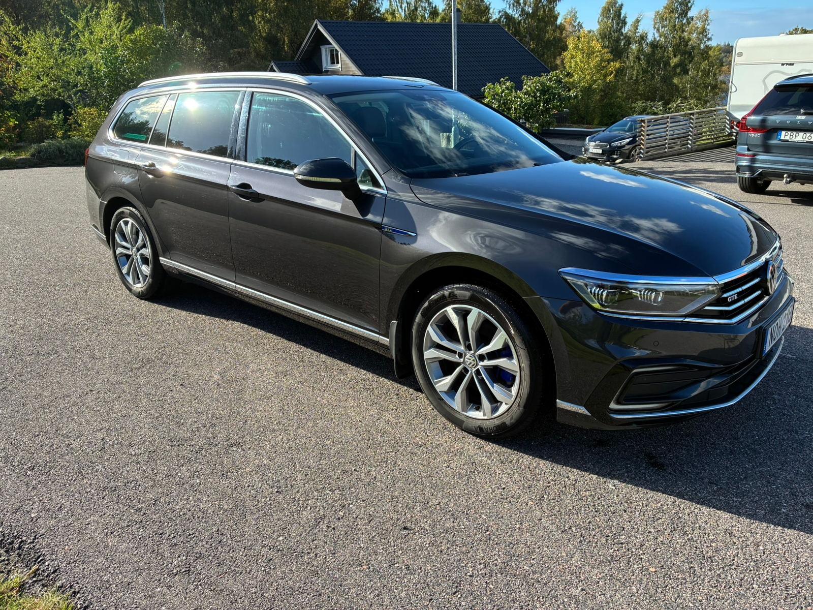 Volkswagen Passat 2020, bild 2/10