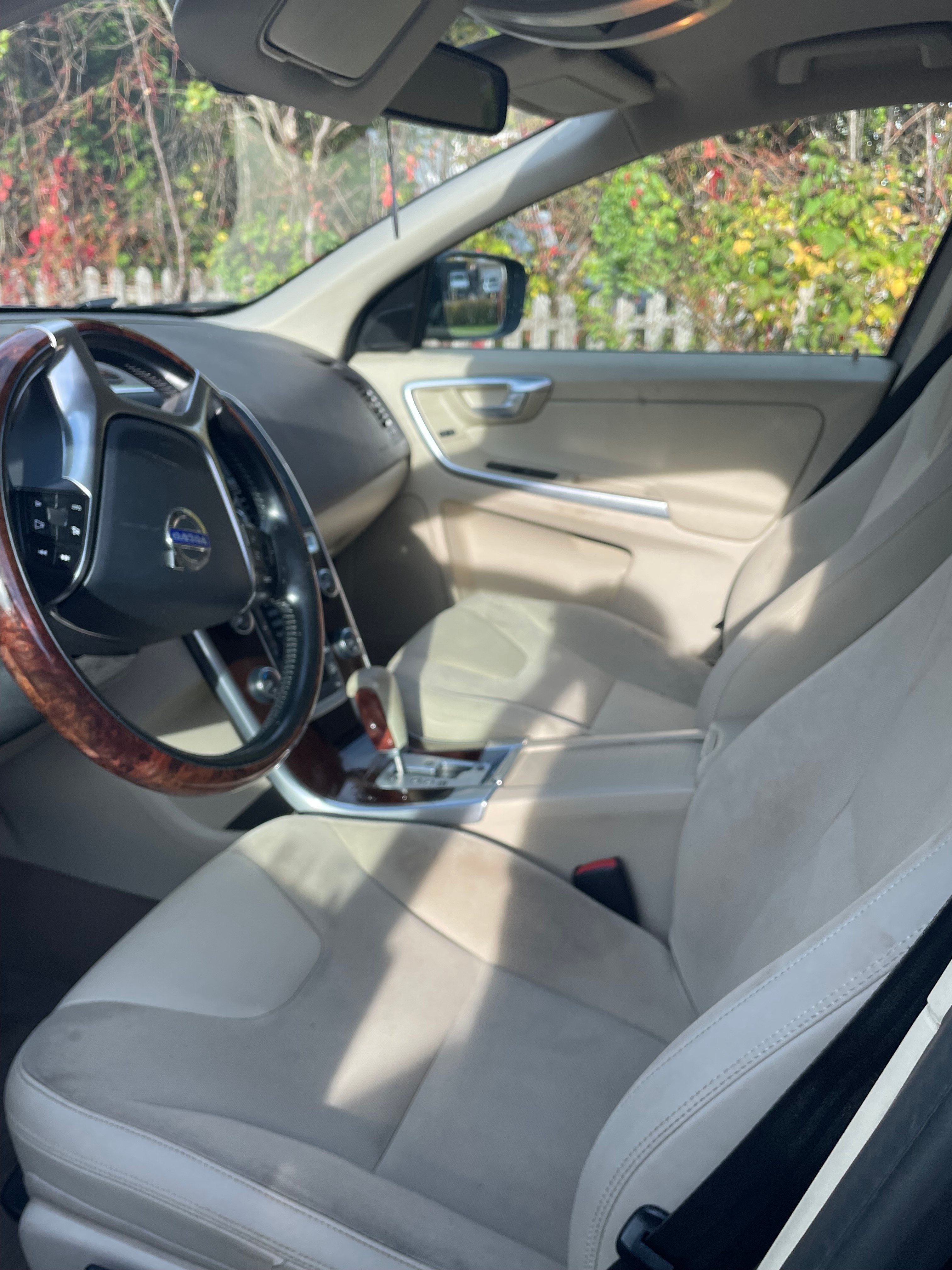 Volvo XC60 D5 AWD Geartronic 2012, bild 3/7