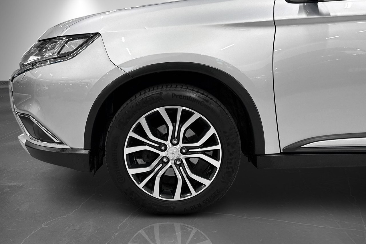 Mitsubishi Outlander 2016, kuva 2/10