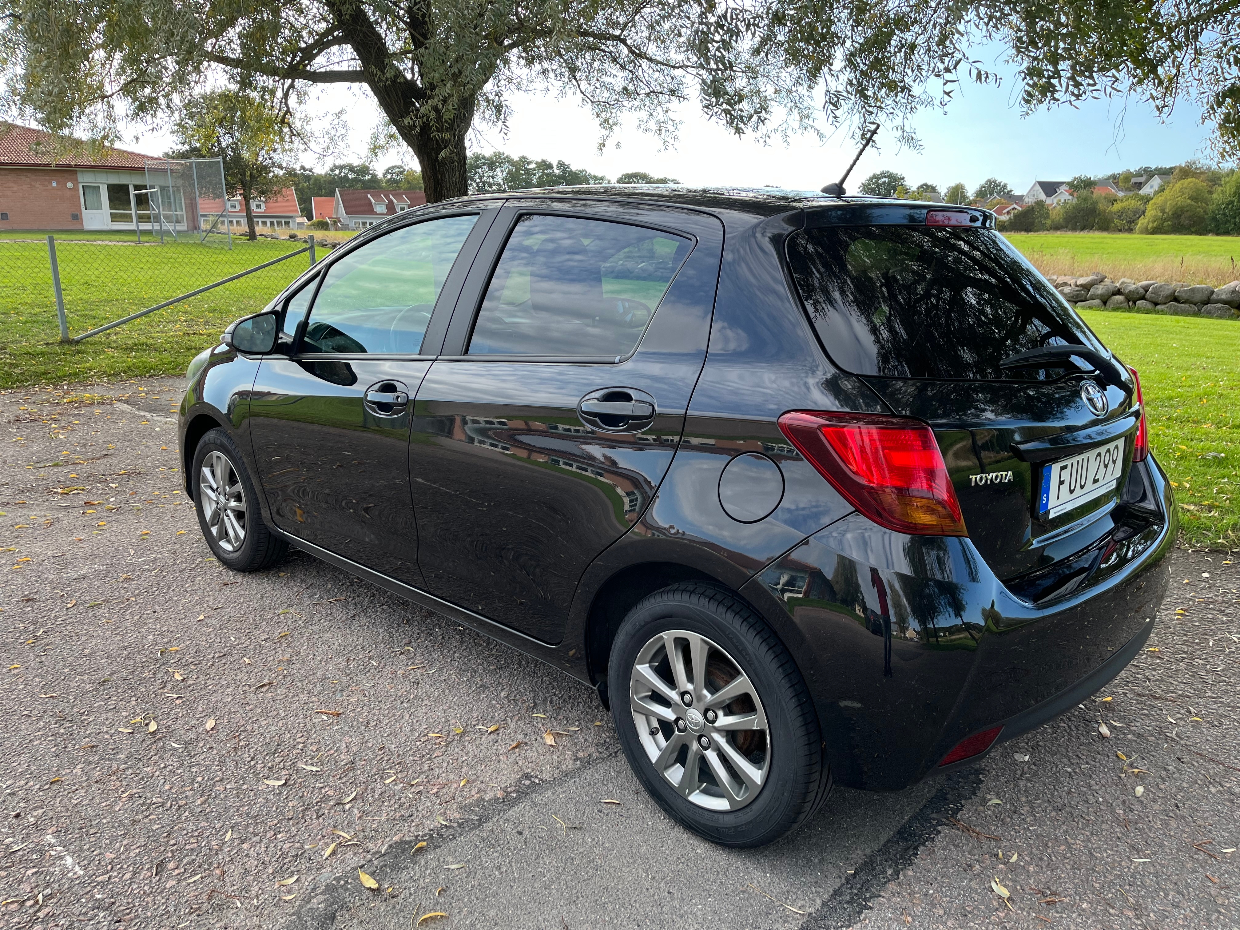 Toyota Yaris 2015, kuva 2/10