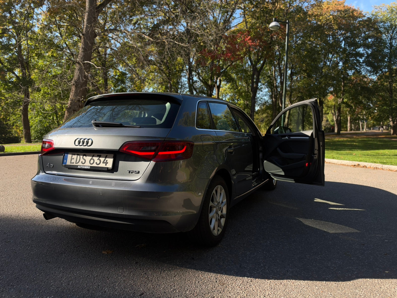 Audi A3 Sportback 1.2 TFSI Manuell 2015, kuva 2/10