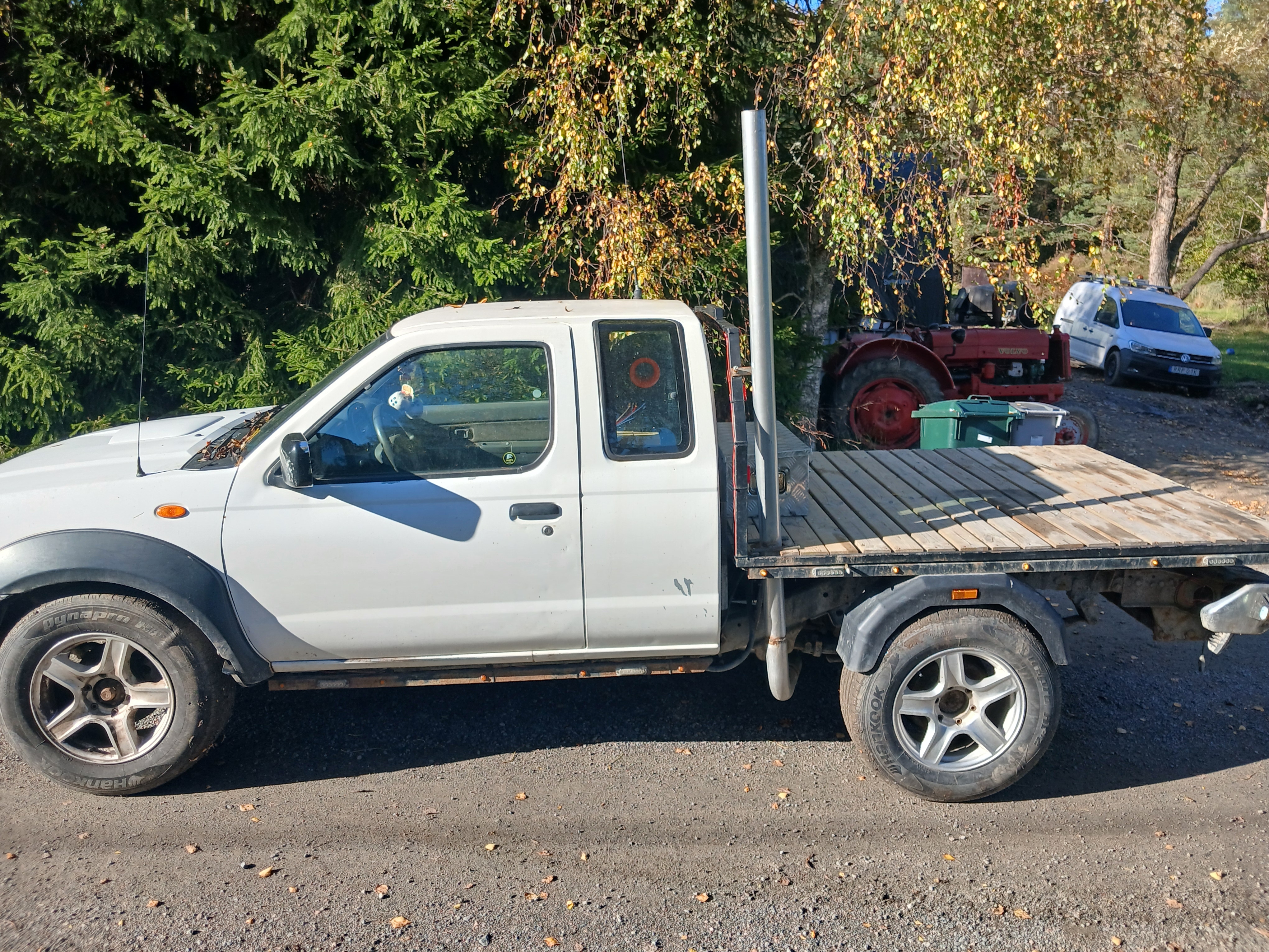 Nissan Navara King Cab 2.5 4WD Manuell 2004, bild 2/7