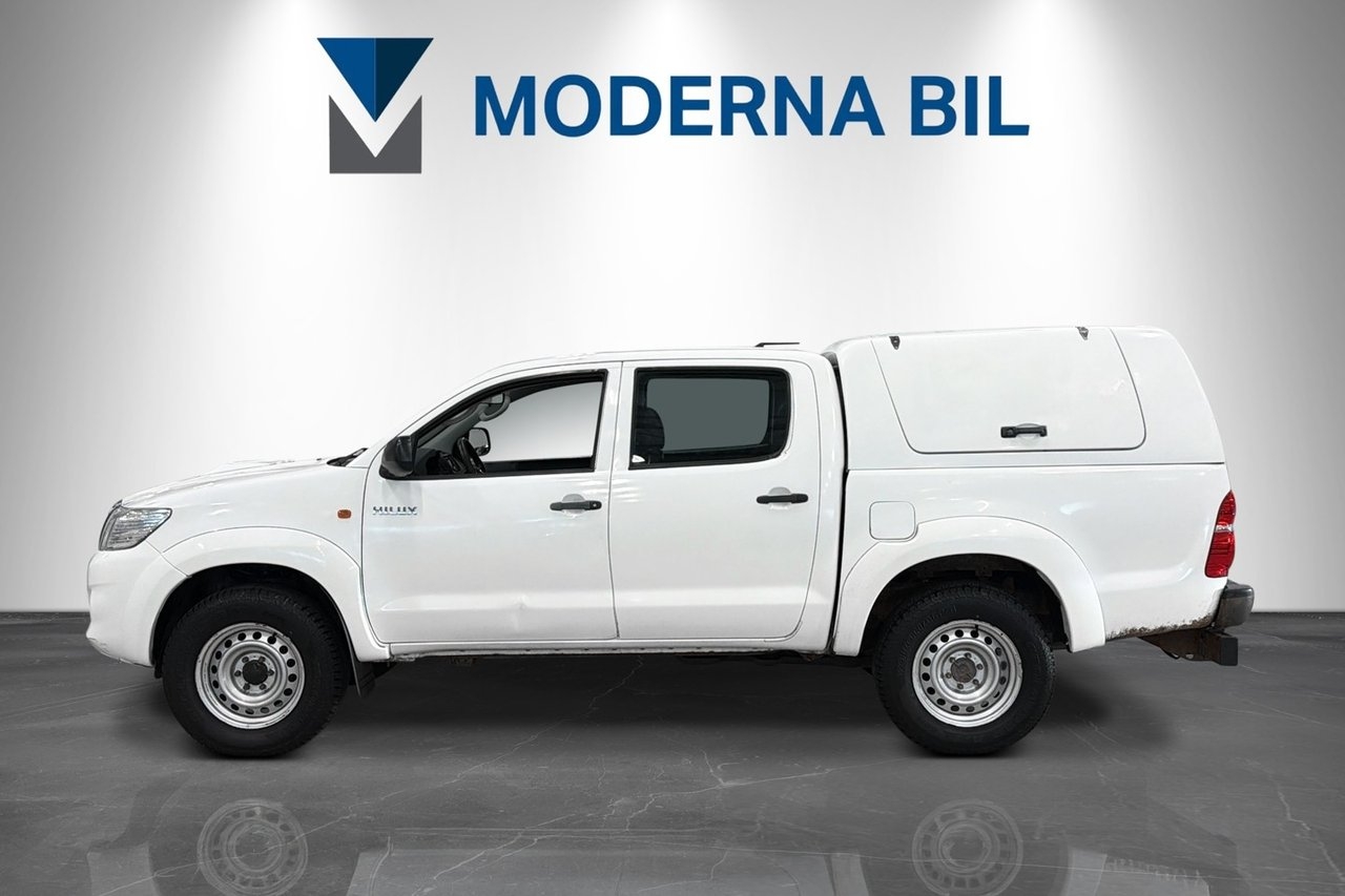 Toyota HiLux 2015, kuva 2/10