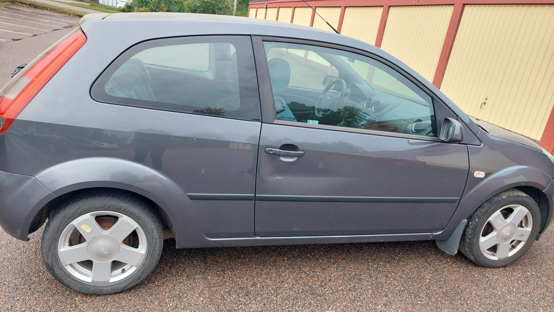 Ford Fiesta 3-dörrar 1.3 Manuell 2005, bild 6/6