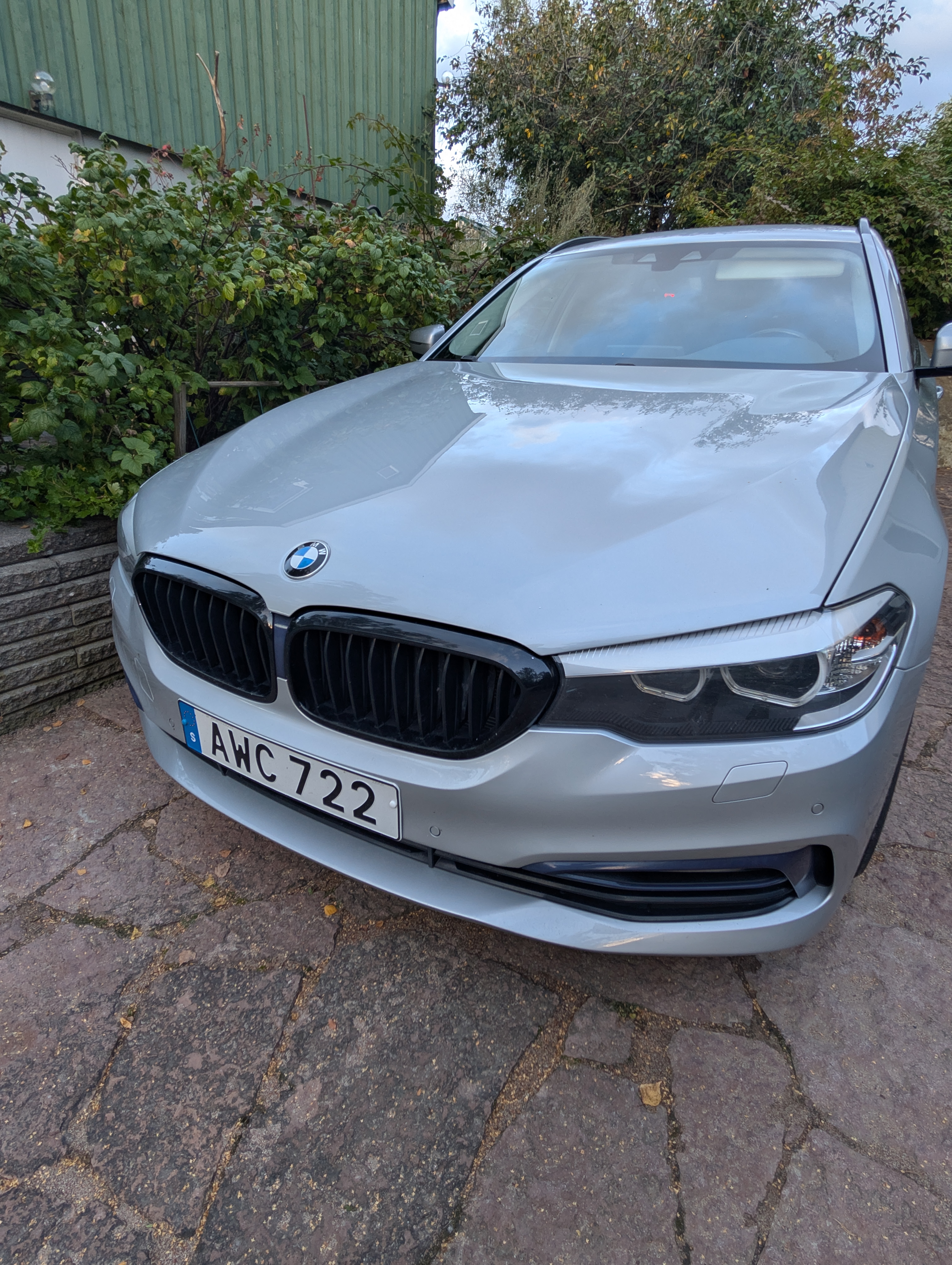 BMW 520 d Touring Steptronic 2018, bild 2/10