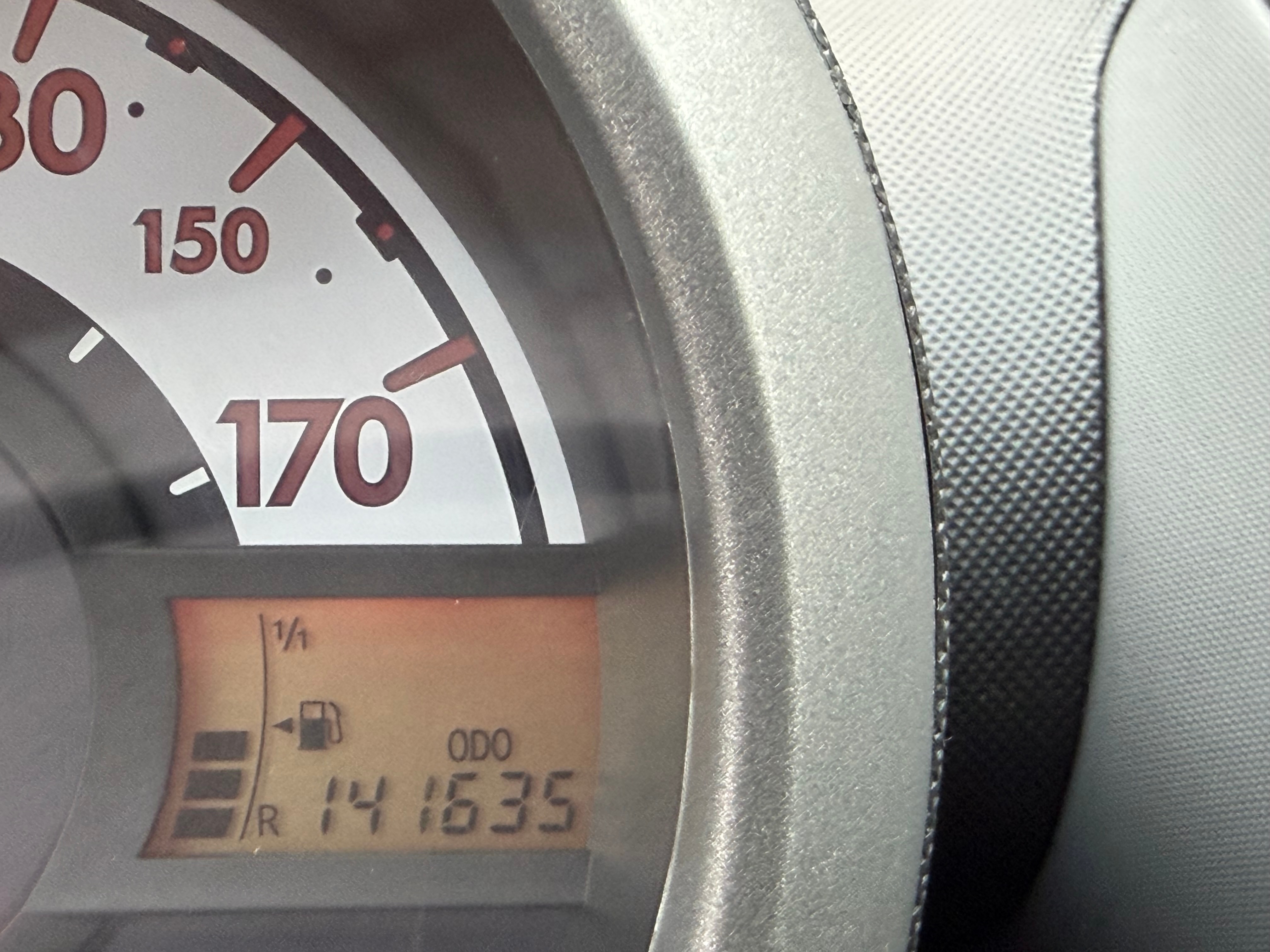 Toyota Aygo 5-dörrar 1.0 VVT-i Manuell 2010, photo 5/5