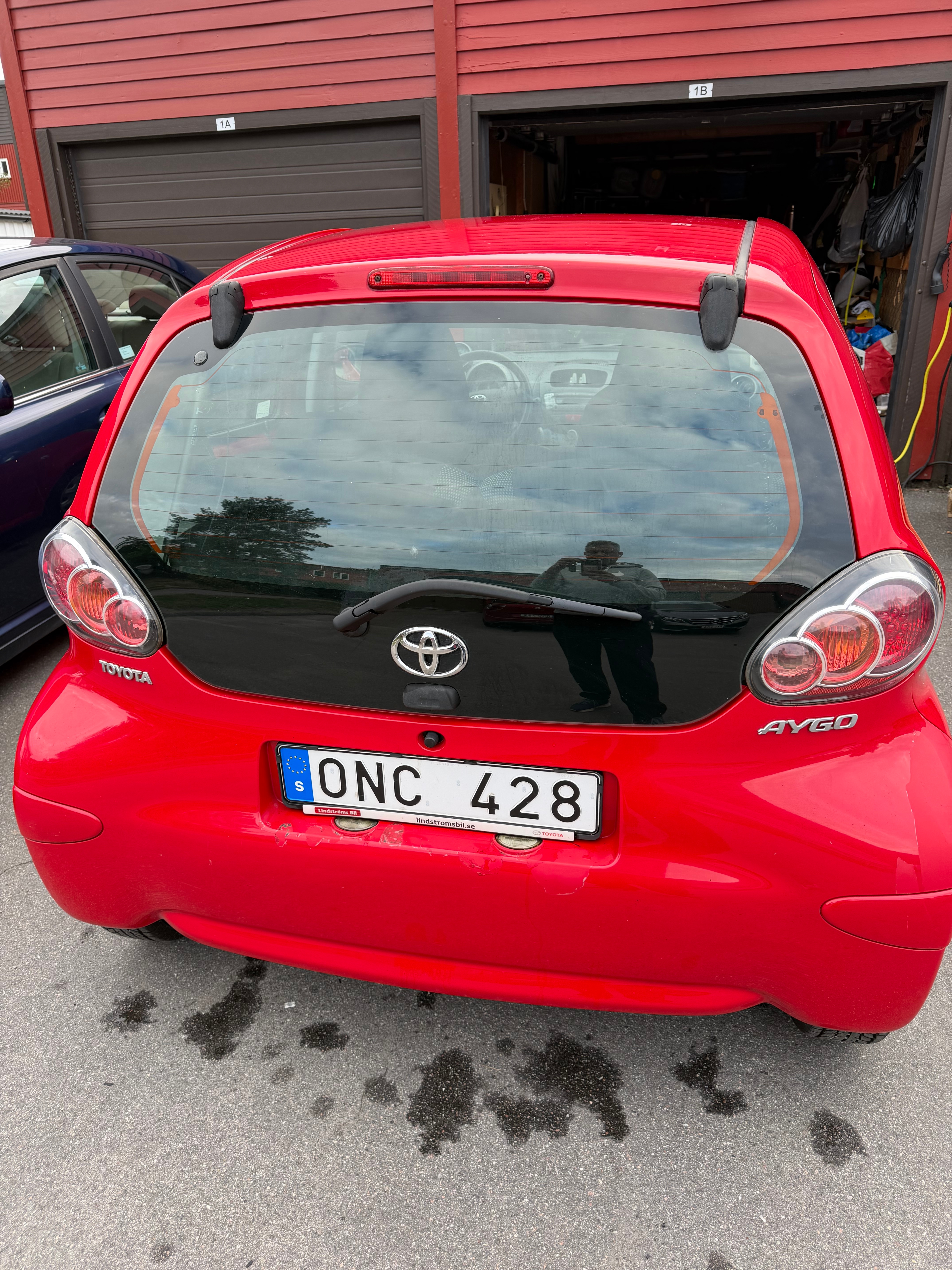 Toyota Aygo 5-dörrar 1.0 VVT-i Manuell 2010, photo 4/5