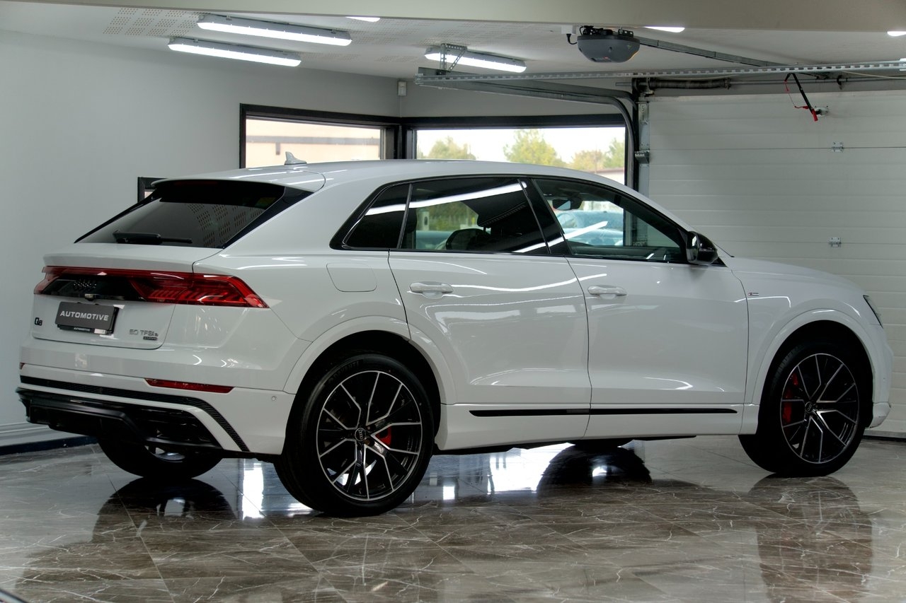 Audi Q8 2023, photo 5/10