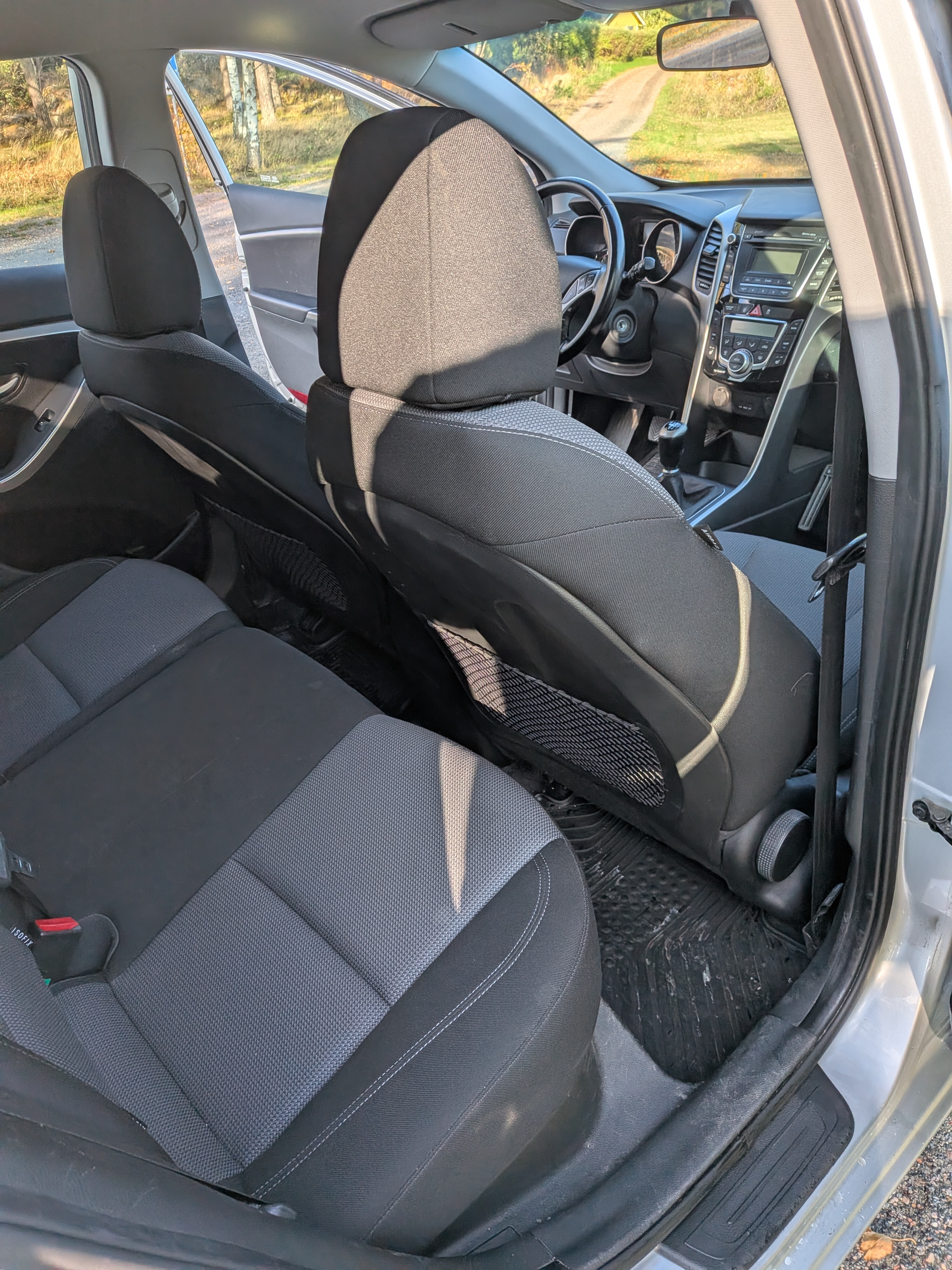 Hyundai i30 5-dörrar 1.6 CRDi Manuell 2014, bild 5/9