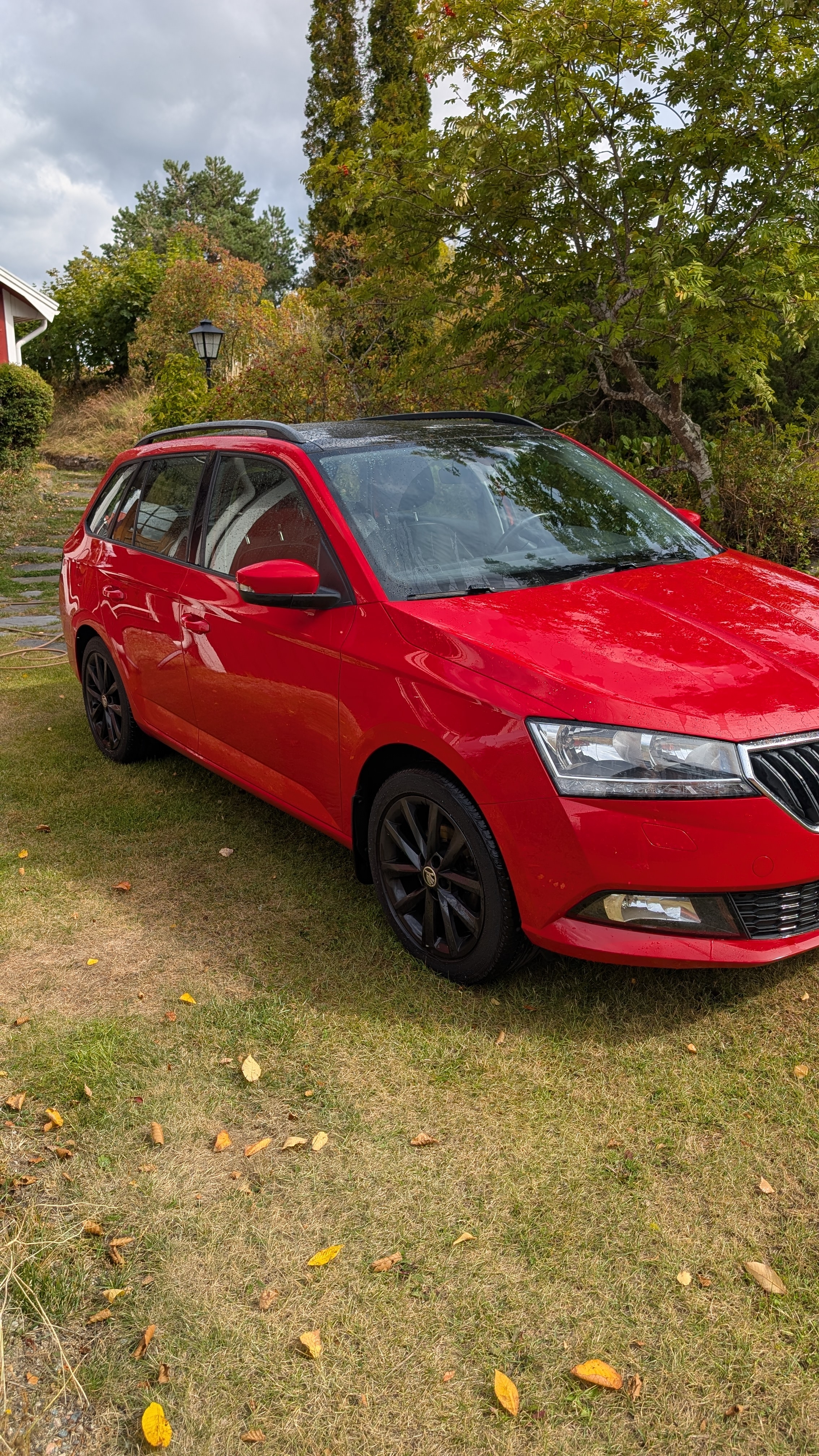 Skoda Fabia Kombi 1.0 TSI Manuell 2019, bild 2/10