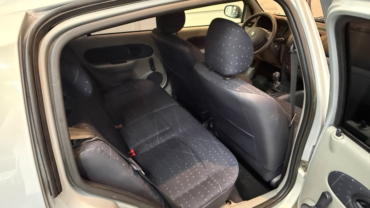 Renault Clio 2002, bild 7/8