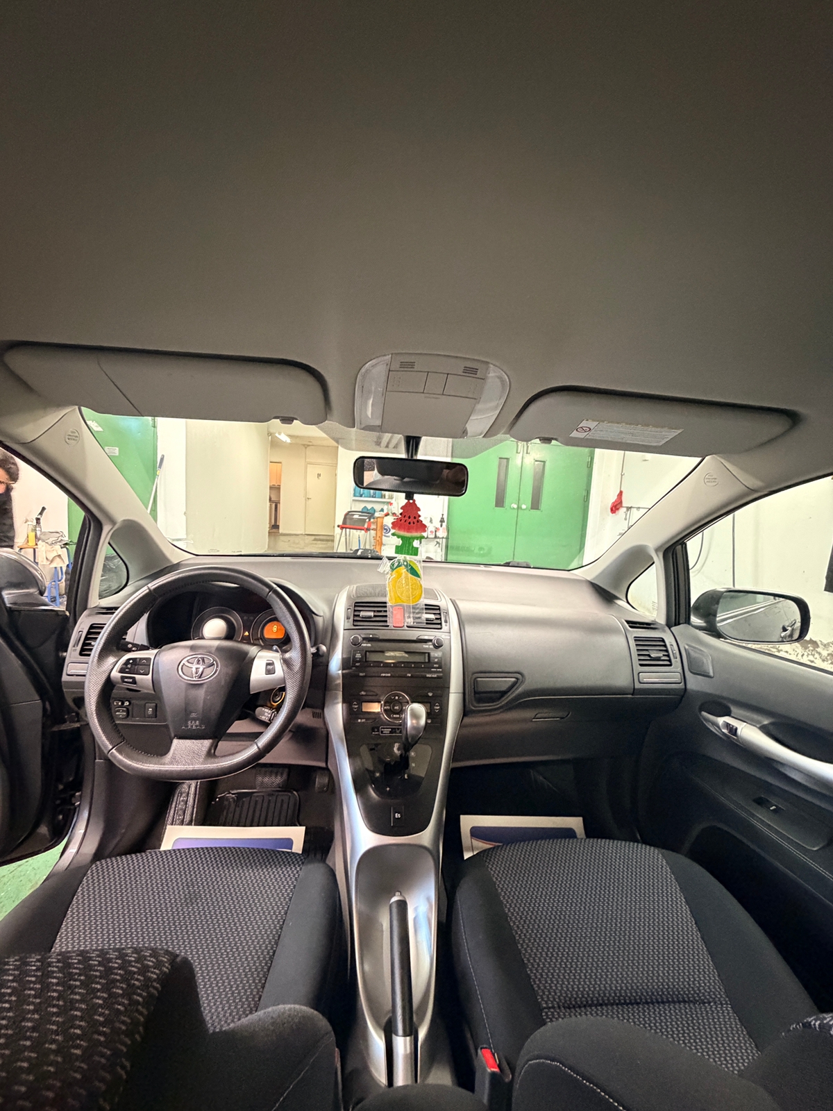 Toyota Auris 2011, photo 4/5