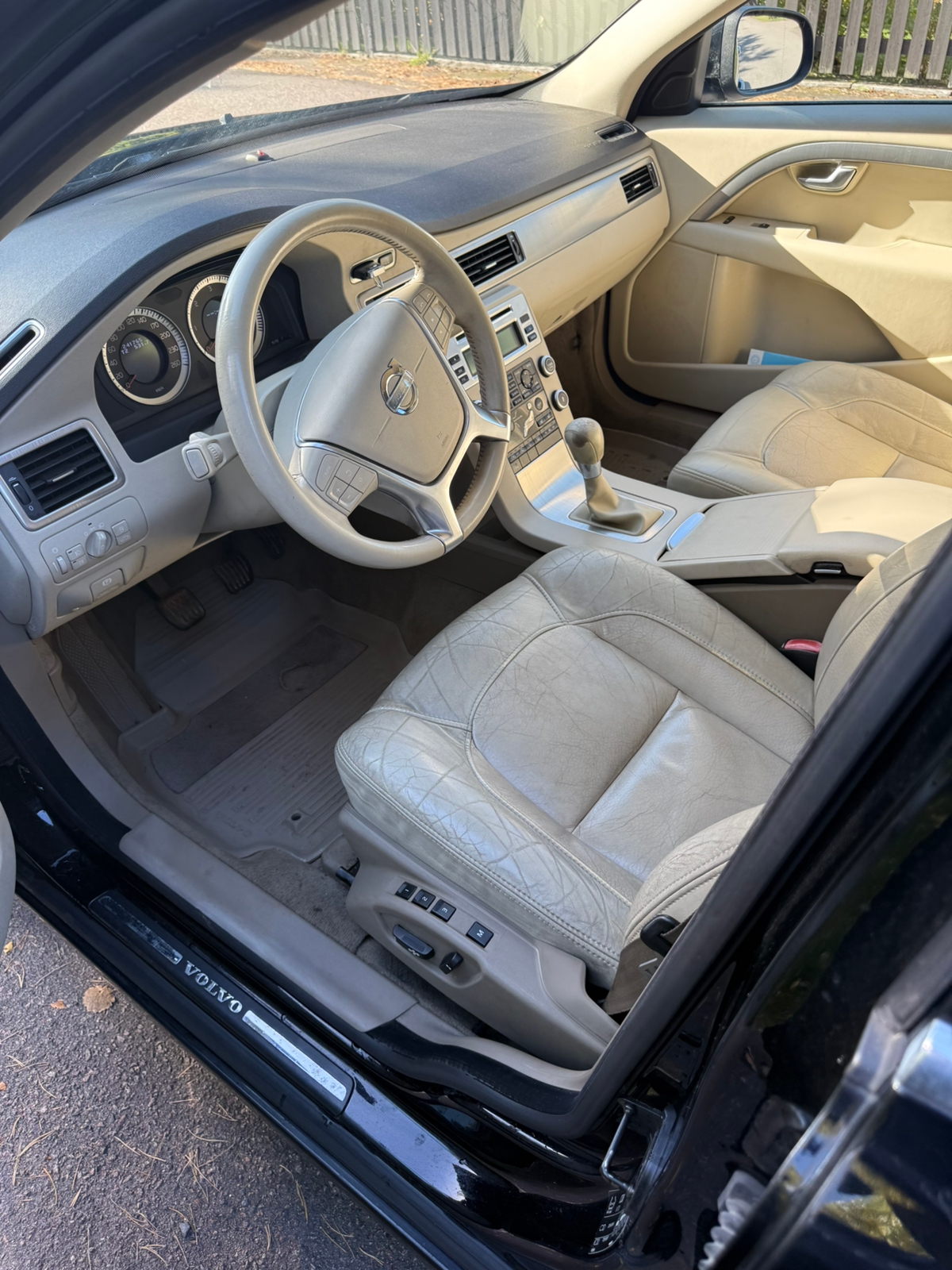 Volvo V70 1.6 D DRIVe Manuell 2010, bild 5/8