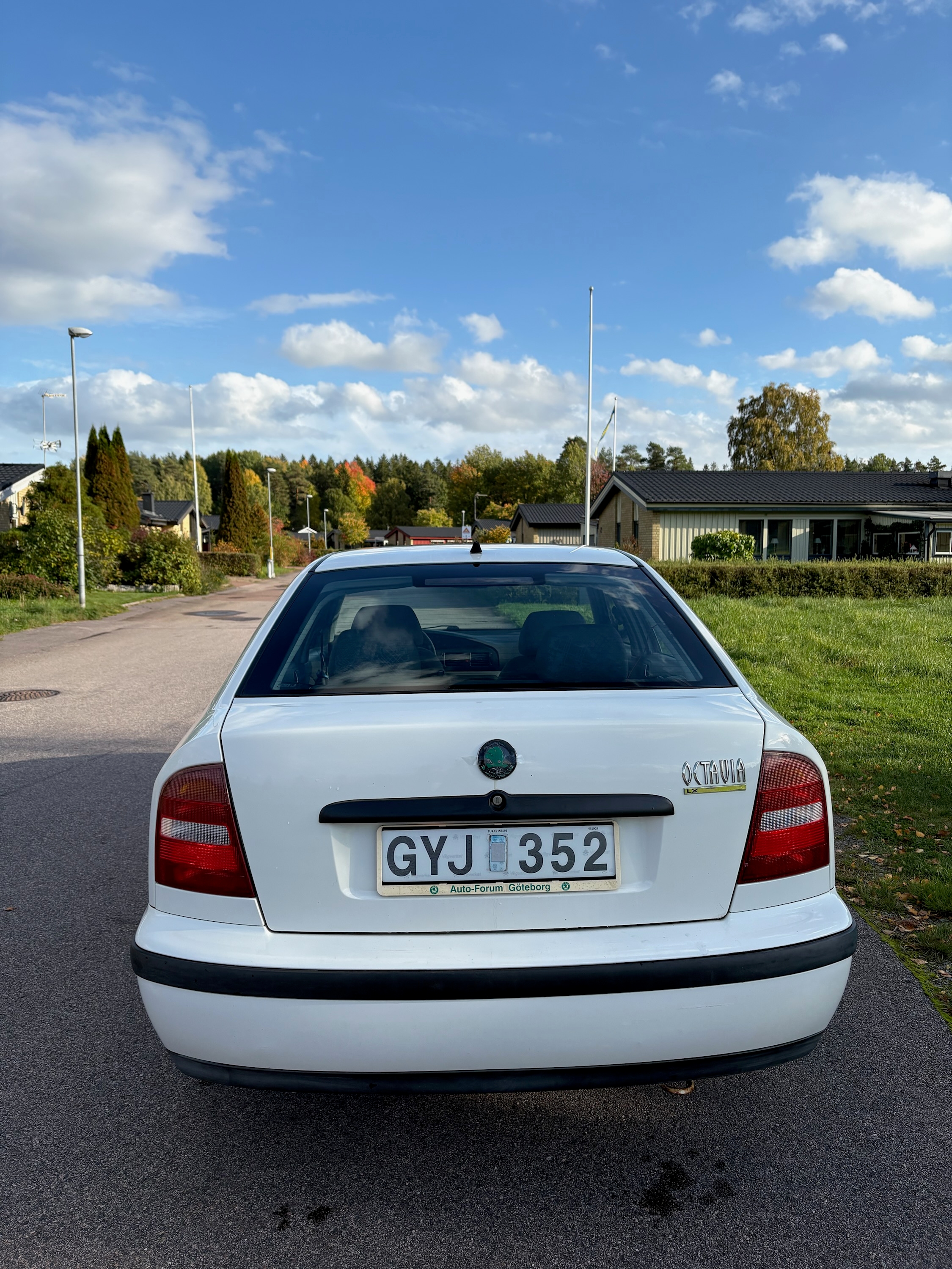 Skoda Octavia 1.6 Manuell 1999, bild 5/8