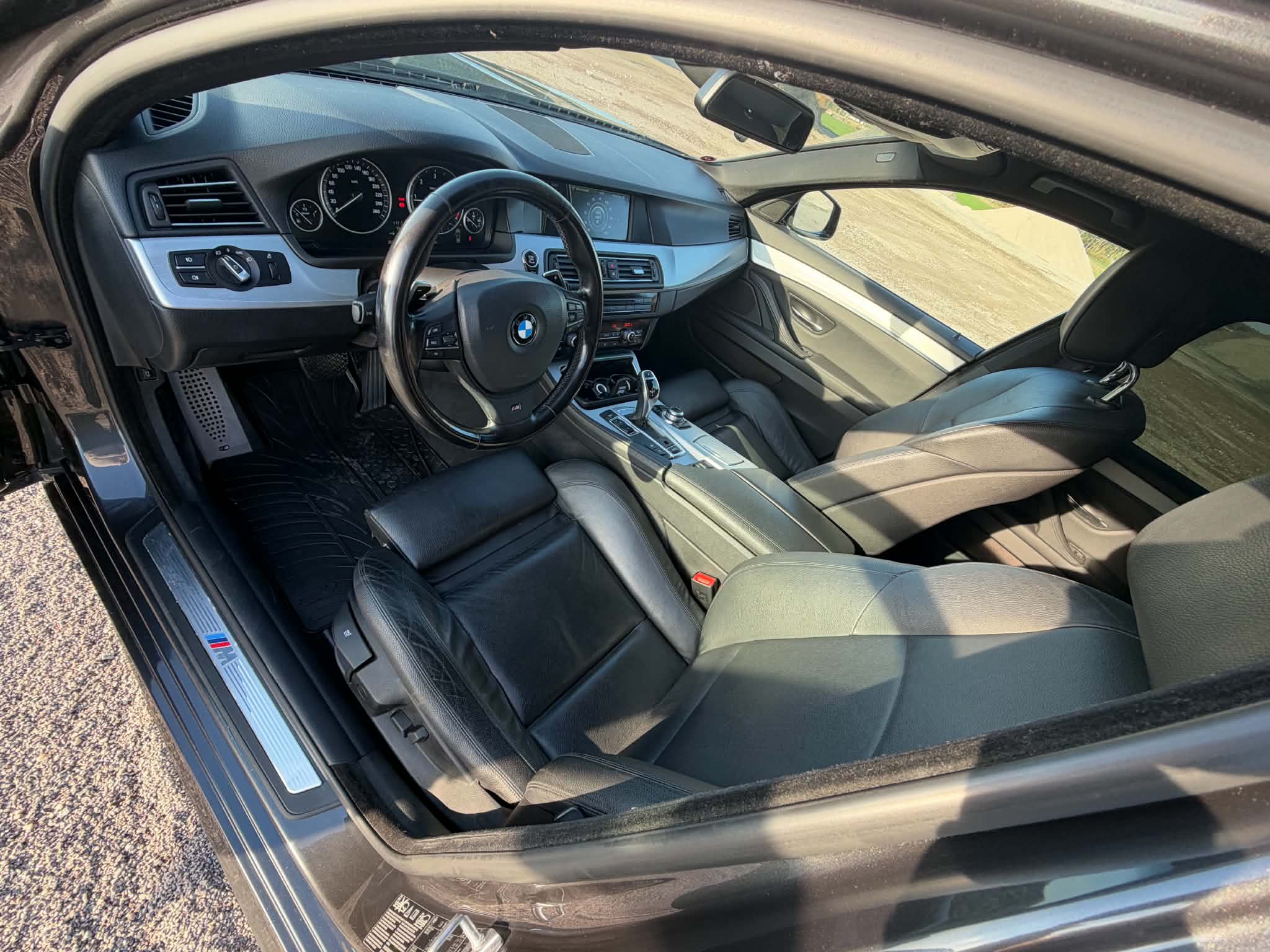 BMW 525 d xDrive Touring Steptronic 2012, bild 6/9
