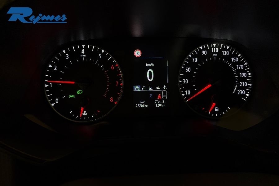 Renault Clio V TCe 90 Equilibre II 5-d 2023, bild 2/10