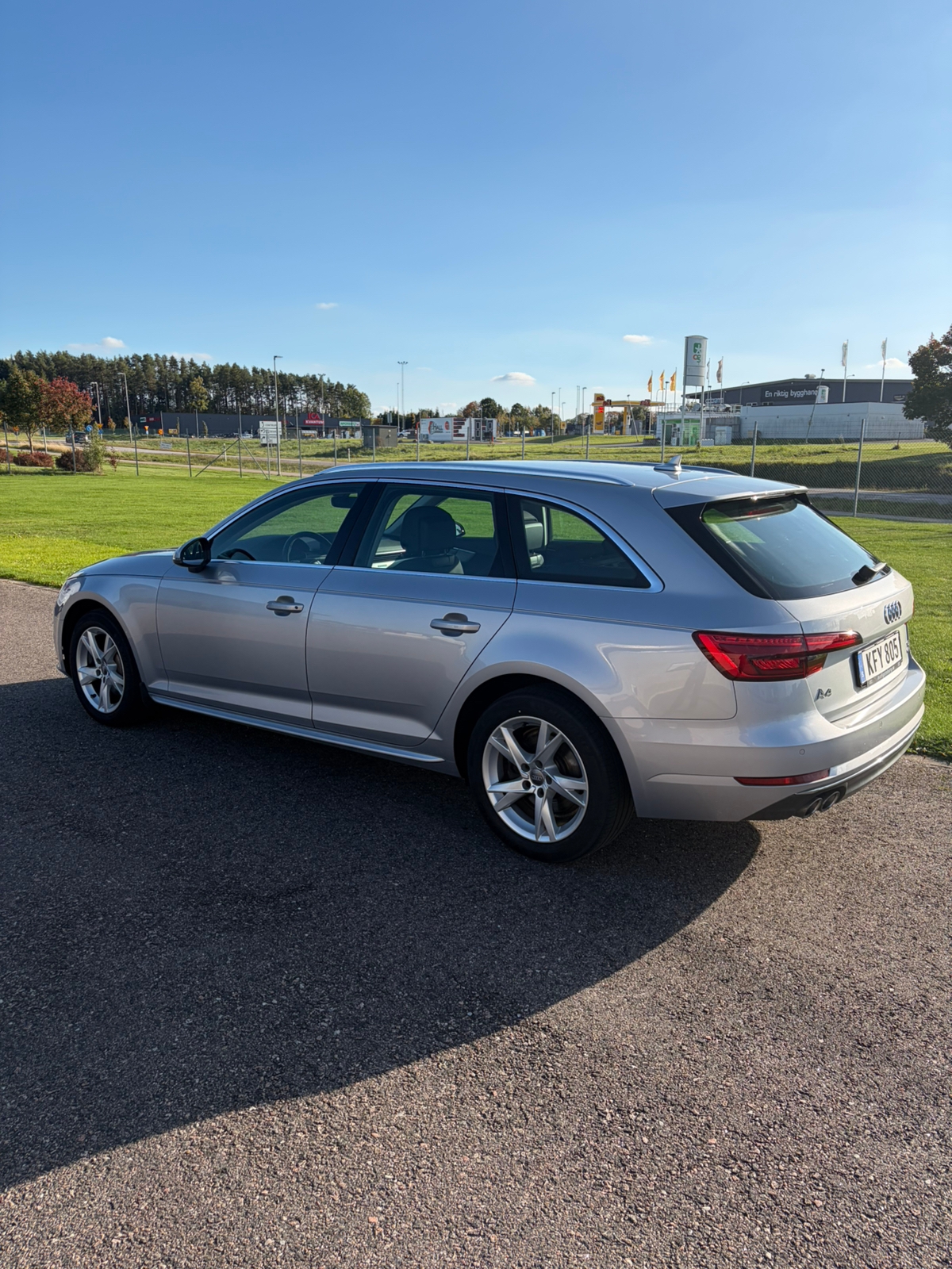 Audi A4 Avant 2.0 TDI quattro S Tronic 2017, bild 3/10