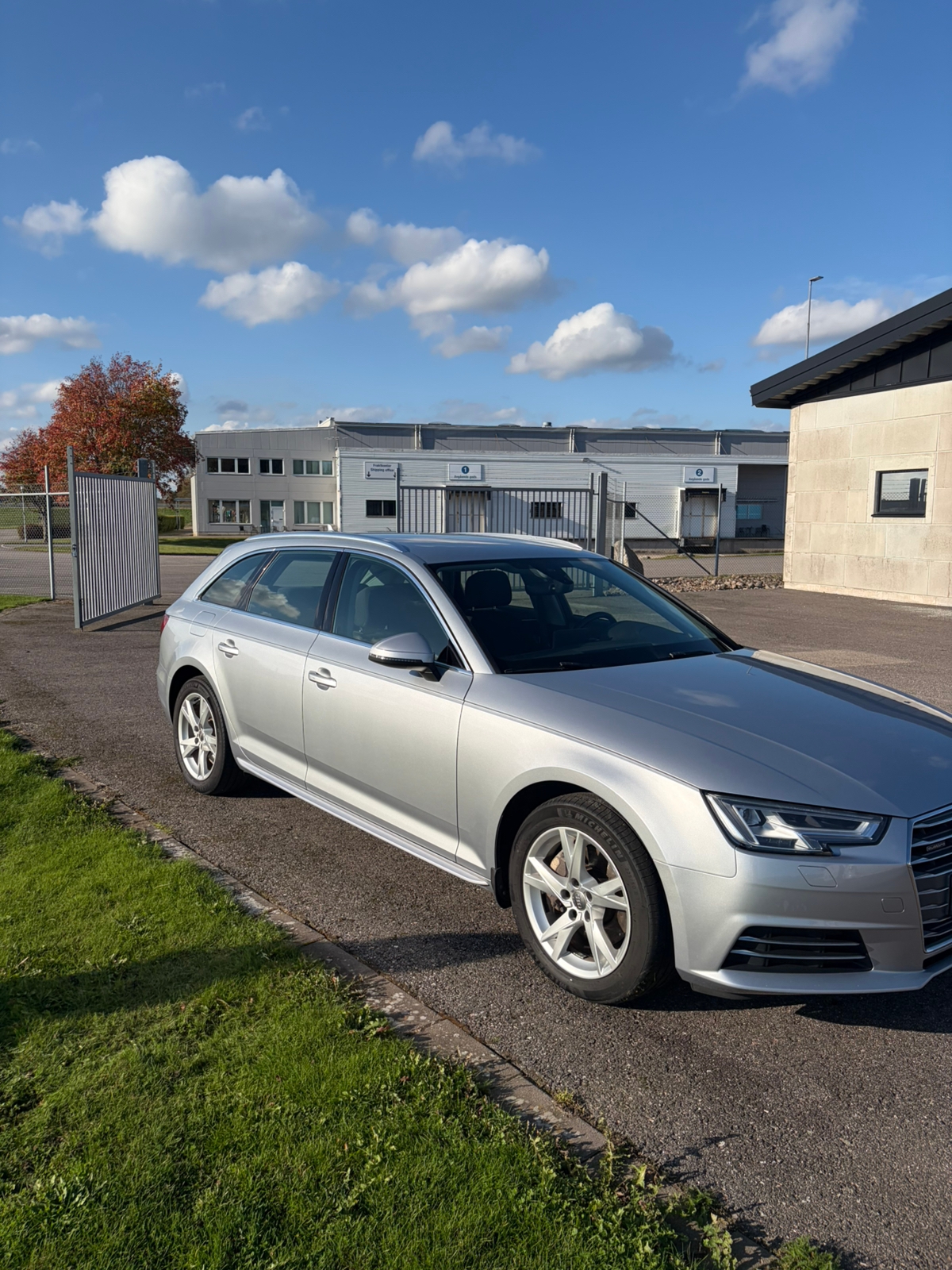 Audi A4 Avant 2.0 TDI quattro S Tronic 2017, bild 5/10