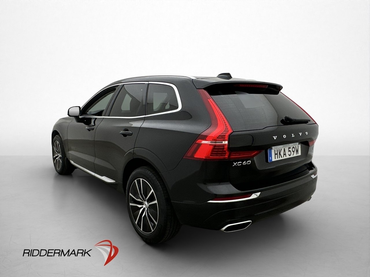 Volvo XC60 B4 AWD Inscription B&W 2020, kuva 5/10