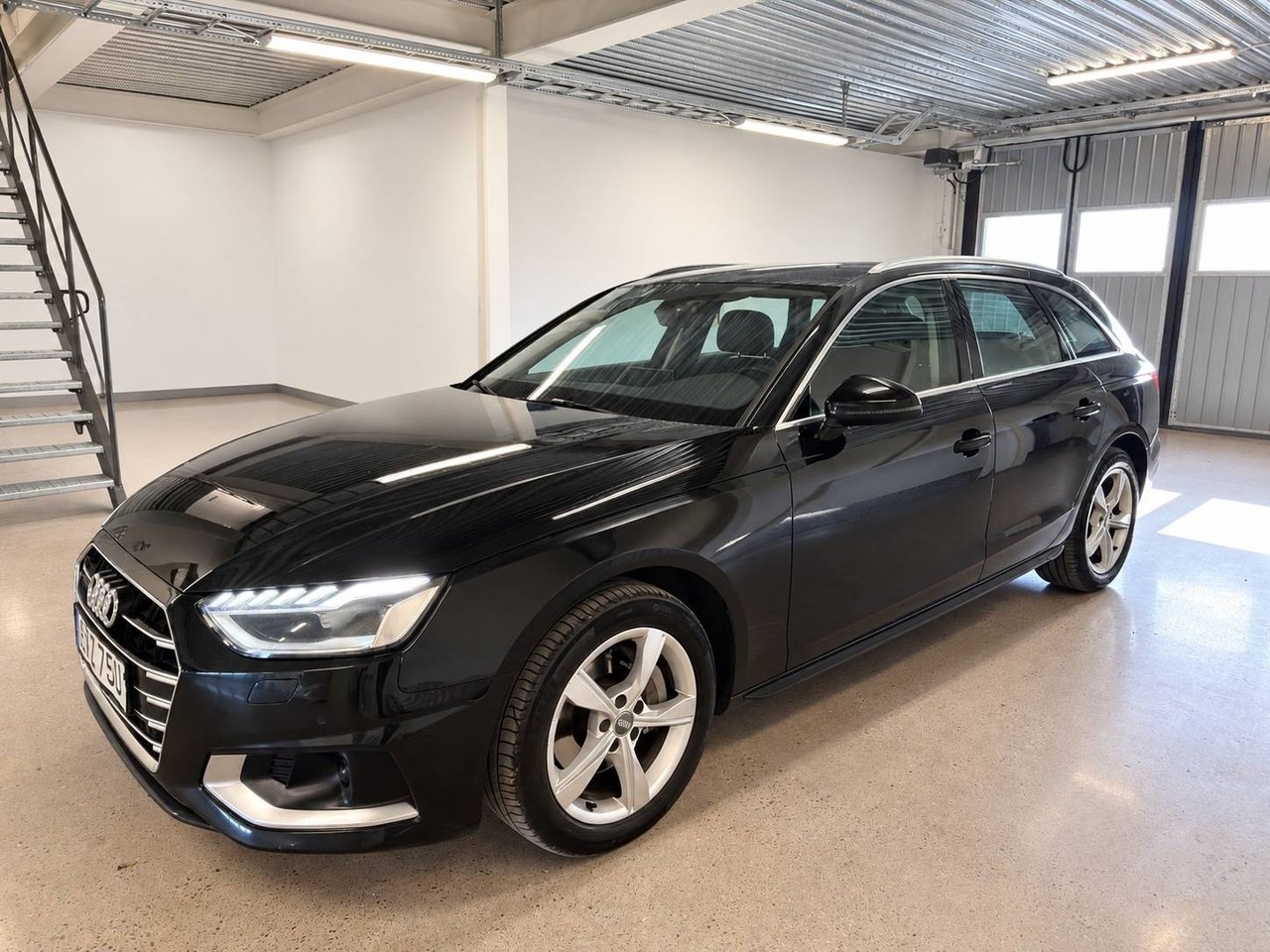 Audi A4 2020, bild 2/10