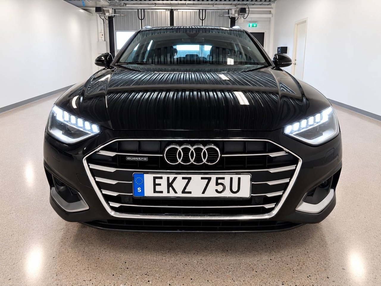 Audi A4 2020, bild 6/10