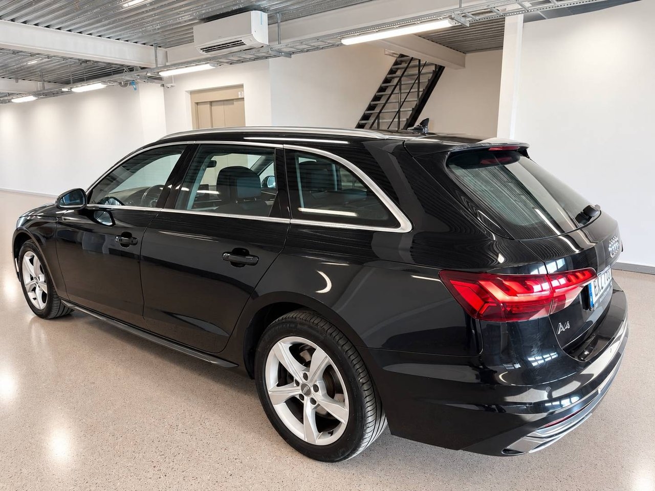 Audi A4 2020, bild 5/10