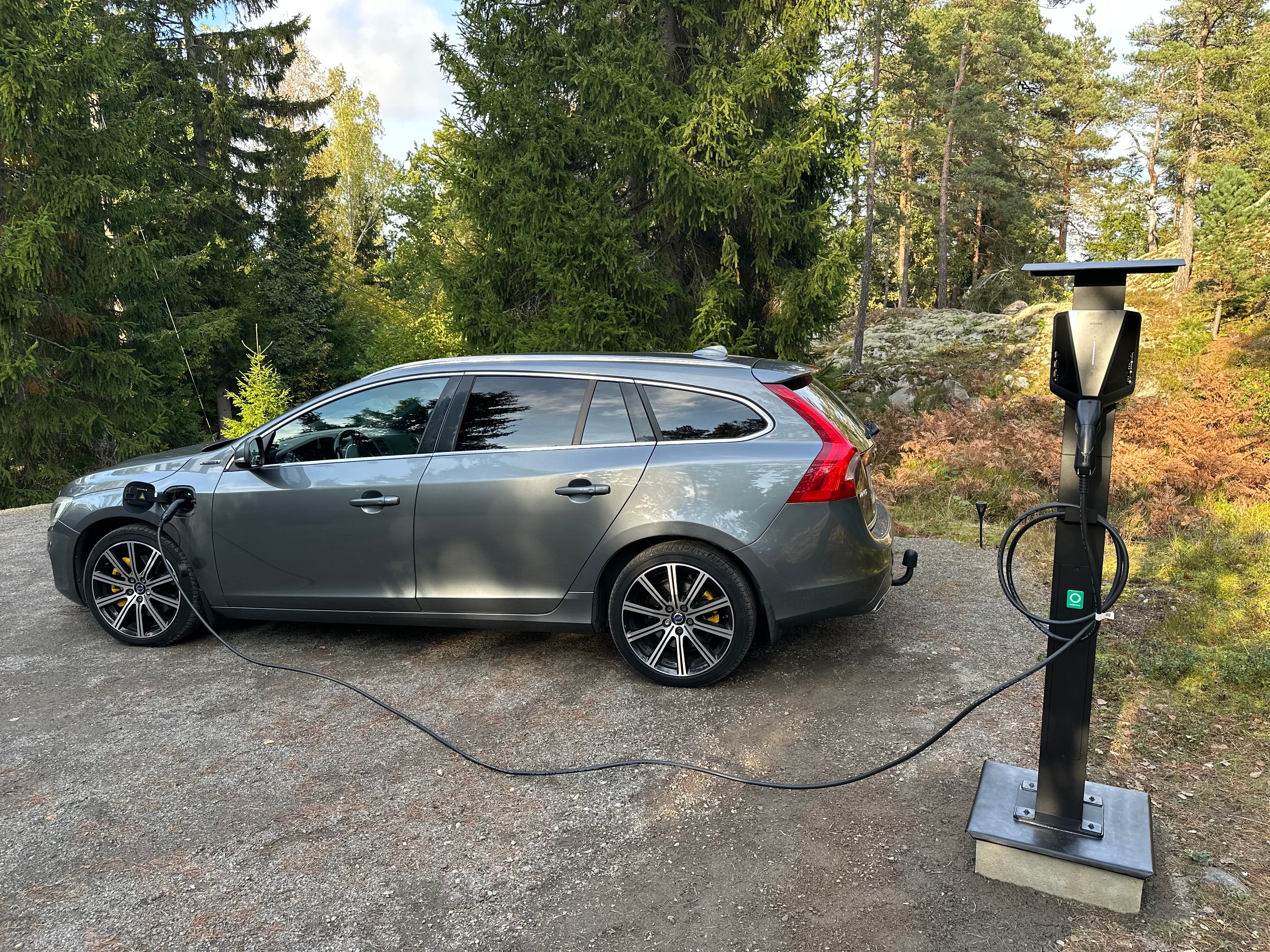 Volvo V60 D5 Twin Engine AWD Geartronic 2016, bild 6/10