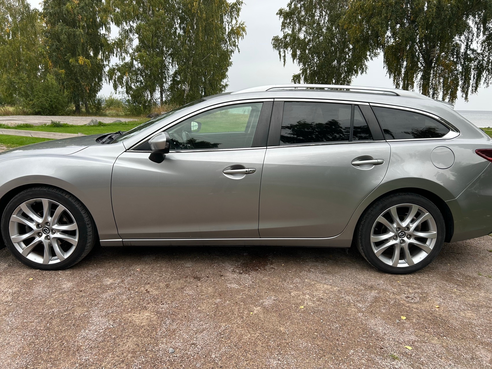 Mazda 6 Wagon 2.2 SKYACTIV-D Automatisk 2013, bild 2/8