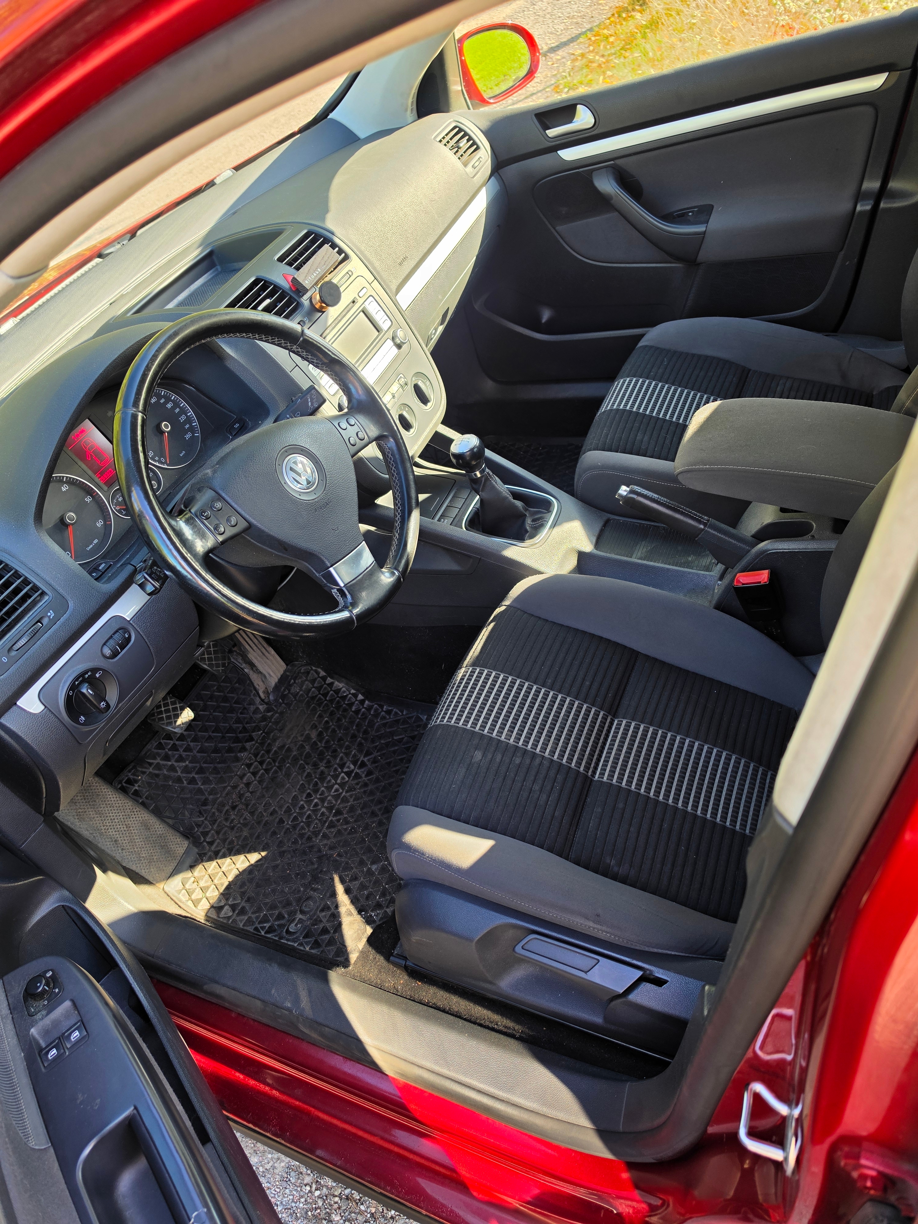 Volkswagen Golf 2009, bild 5/6