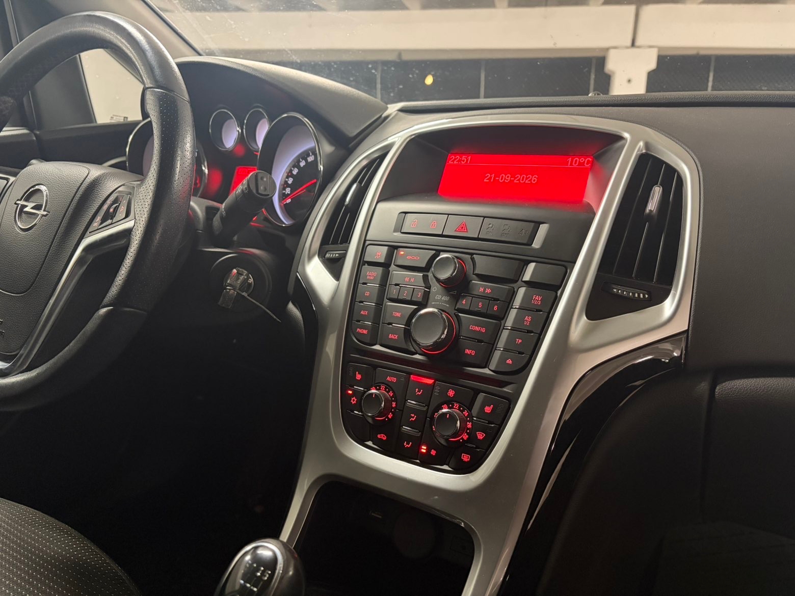 Opel Astra 2013, bild 2/8