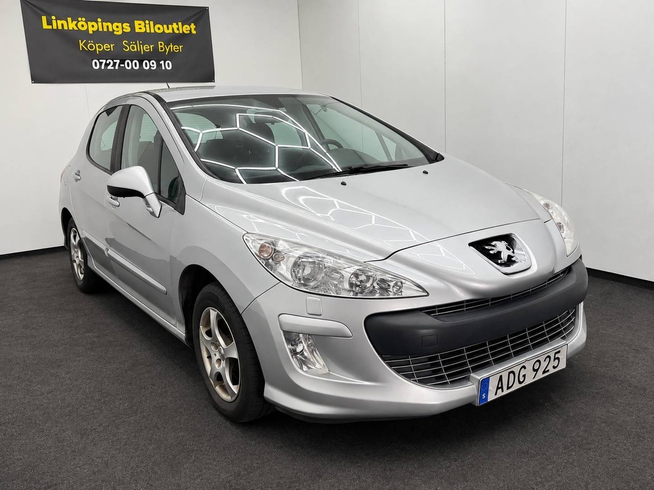 Peugeot 308 5-dörrar 1.6 VTi Euro 5 2009, bild 2/10
