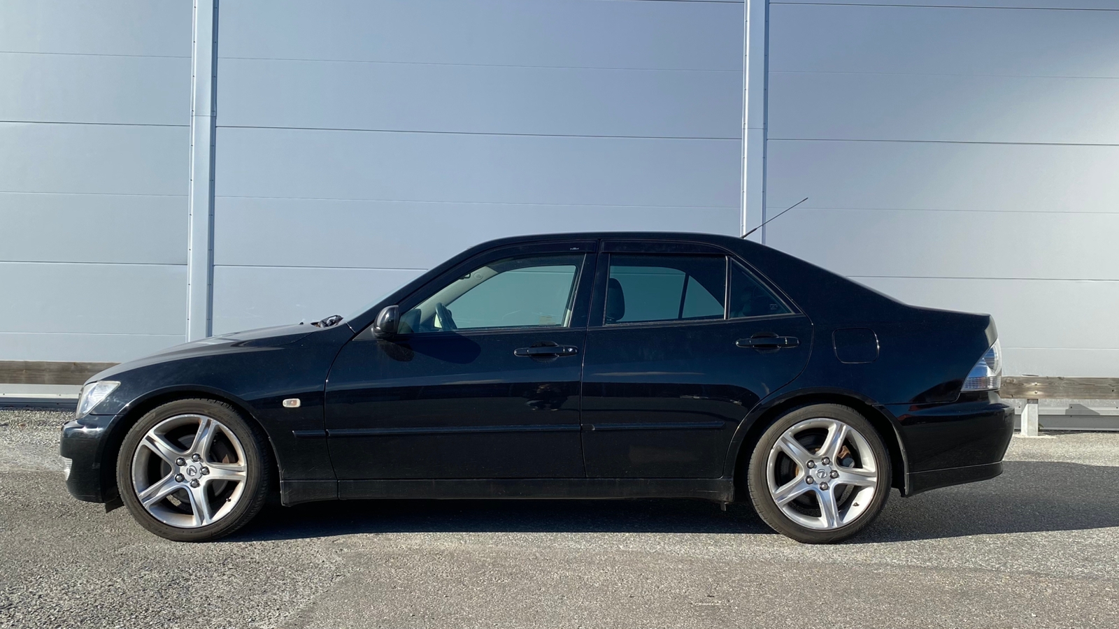Lexus IS 200 2.0 Manuell 2004, photo 3/10
