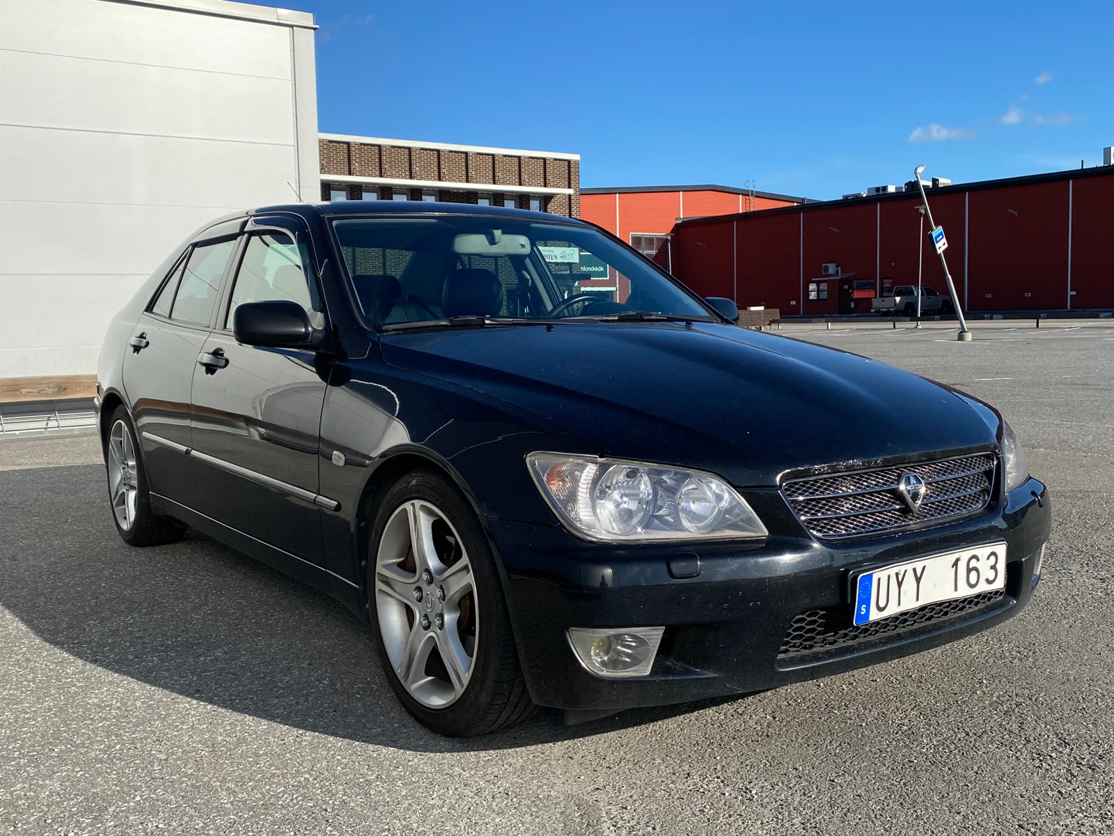 Lexus IS