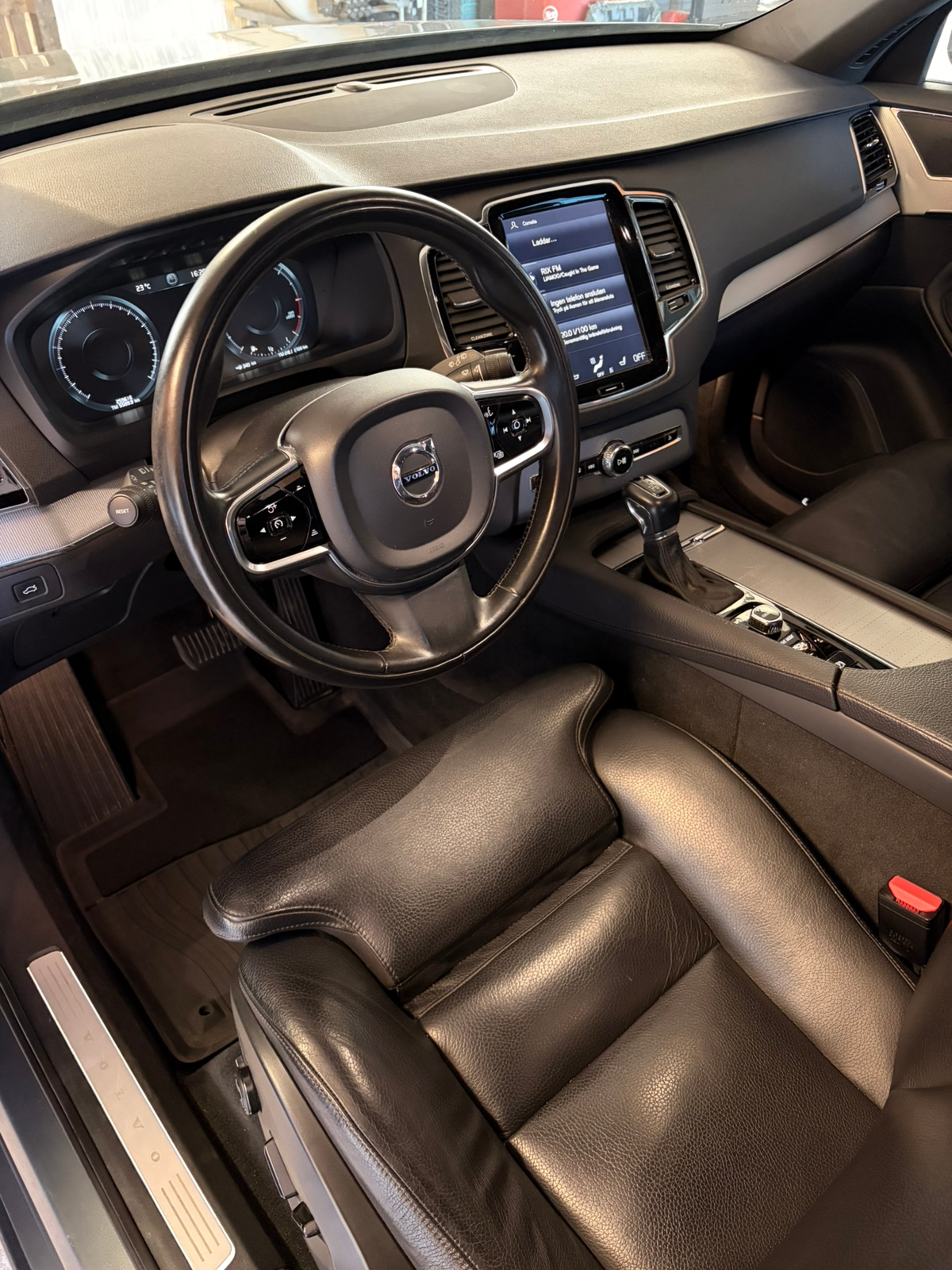 Volvo XC90 5-seater D5 AWD Geartronic 2016, bild 6/9