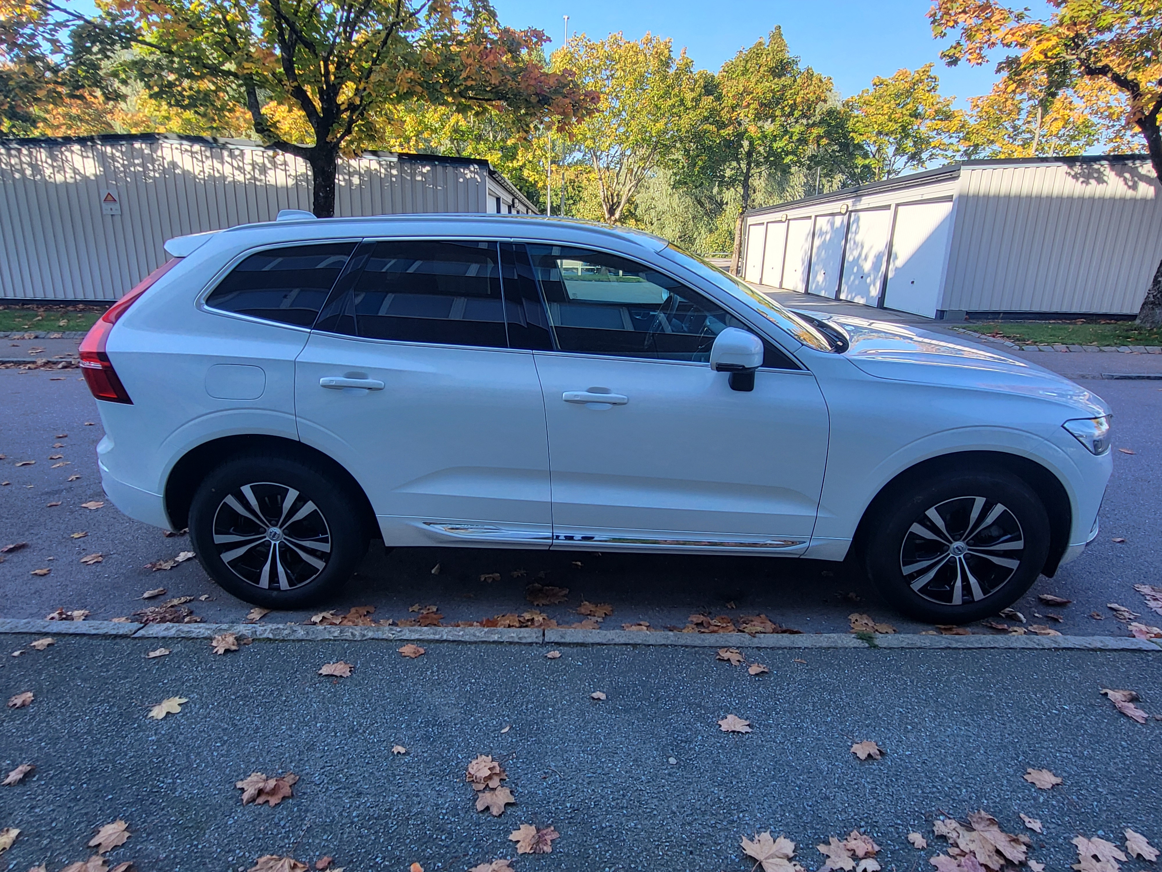 Volvo XC60 Recharge T6 AWD Geartronic 2023, bild 2/10