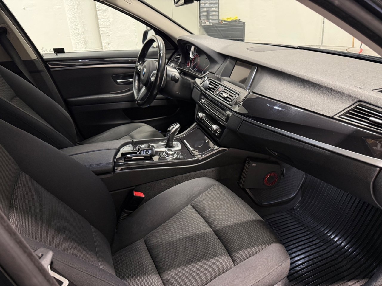 BMW 530 2014, bild 6/10