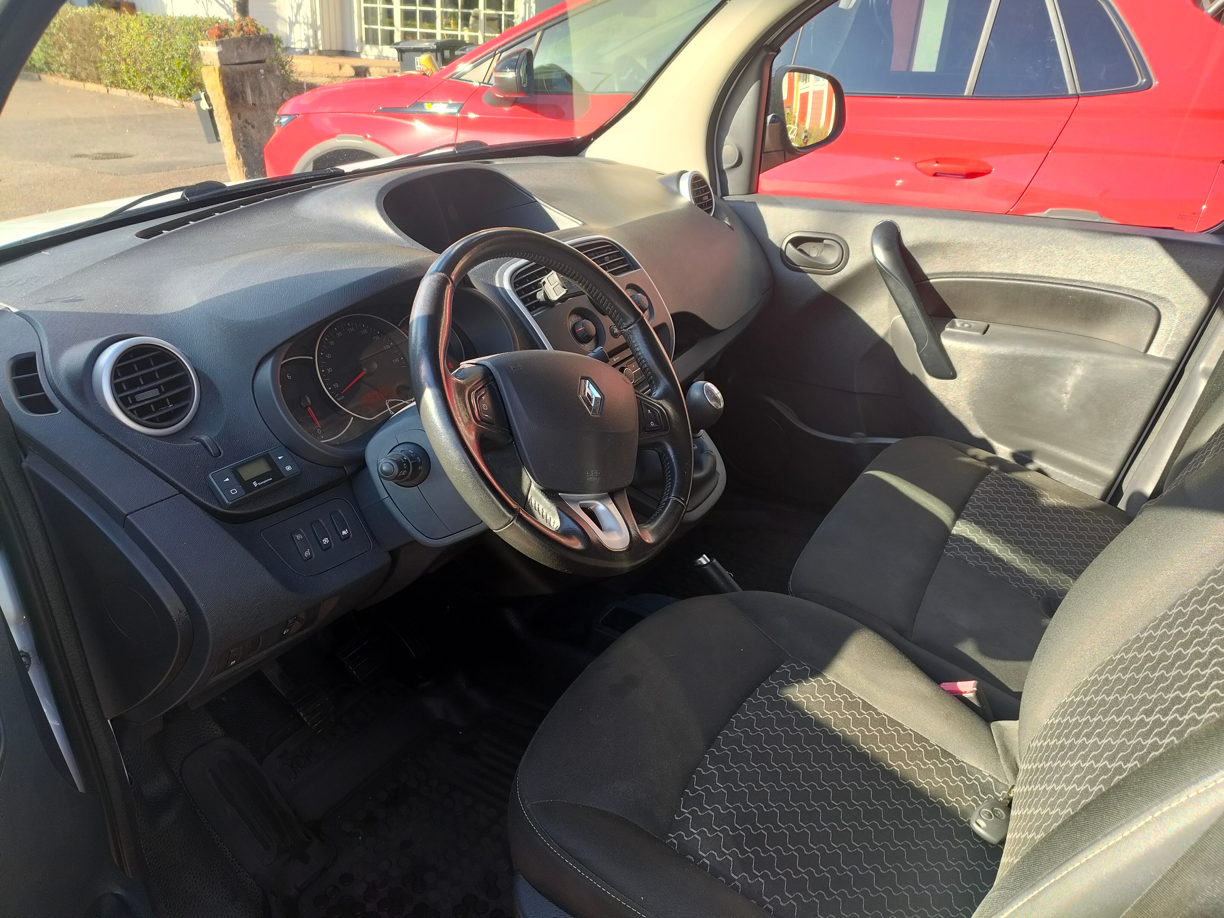 Renault Kangoo Express 1.5 dCi Manuell 2017, bild 4/6