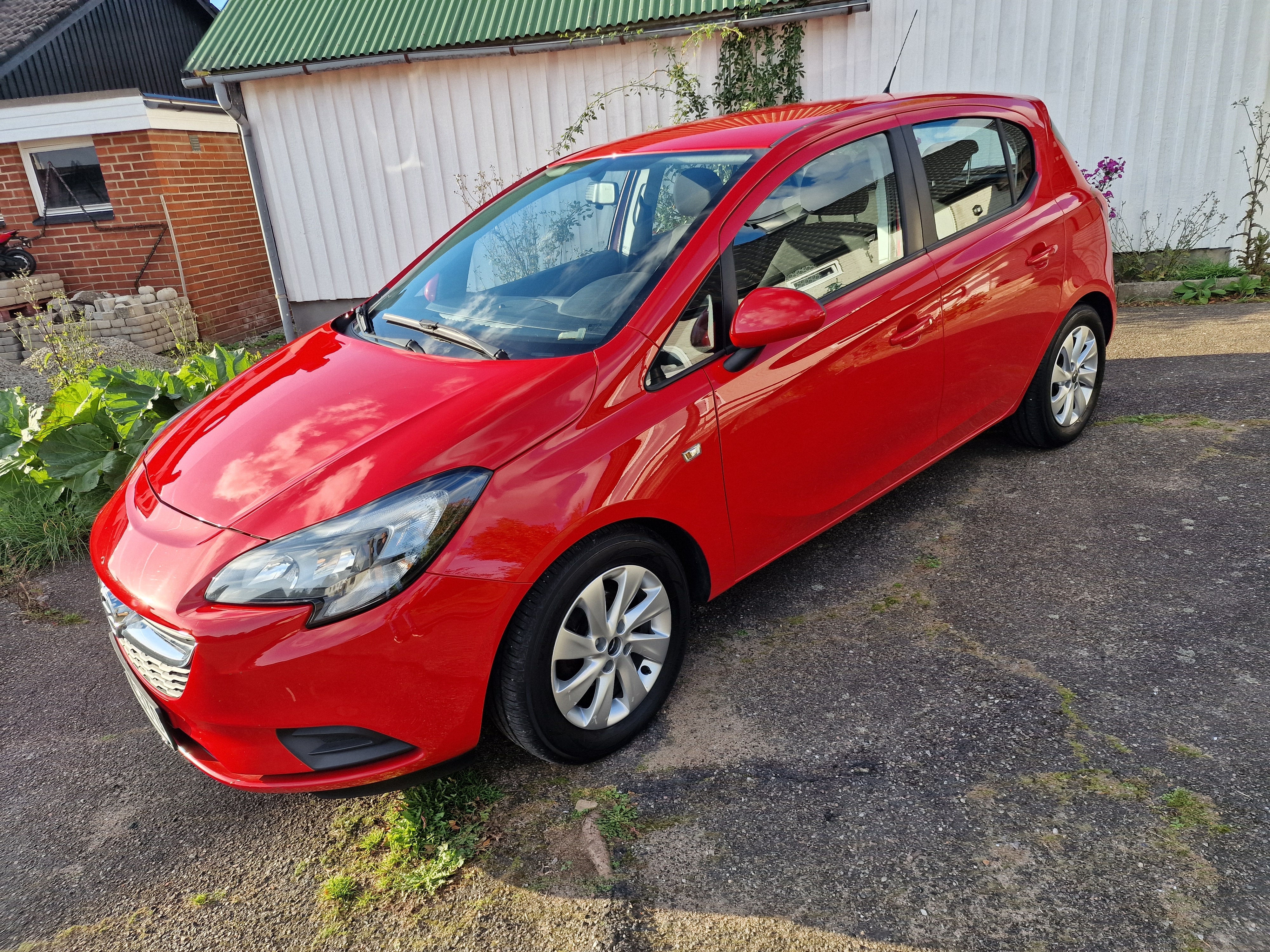 Opel Corsa 5-dörrar 1.4 Manuell 2015, kuva 2/8