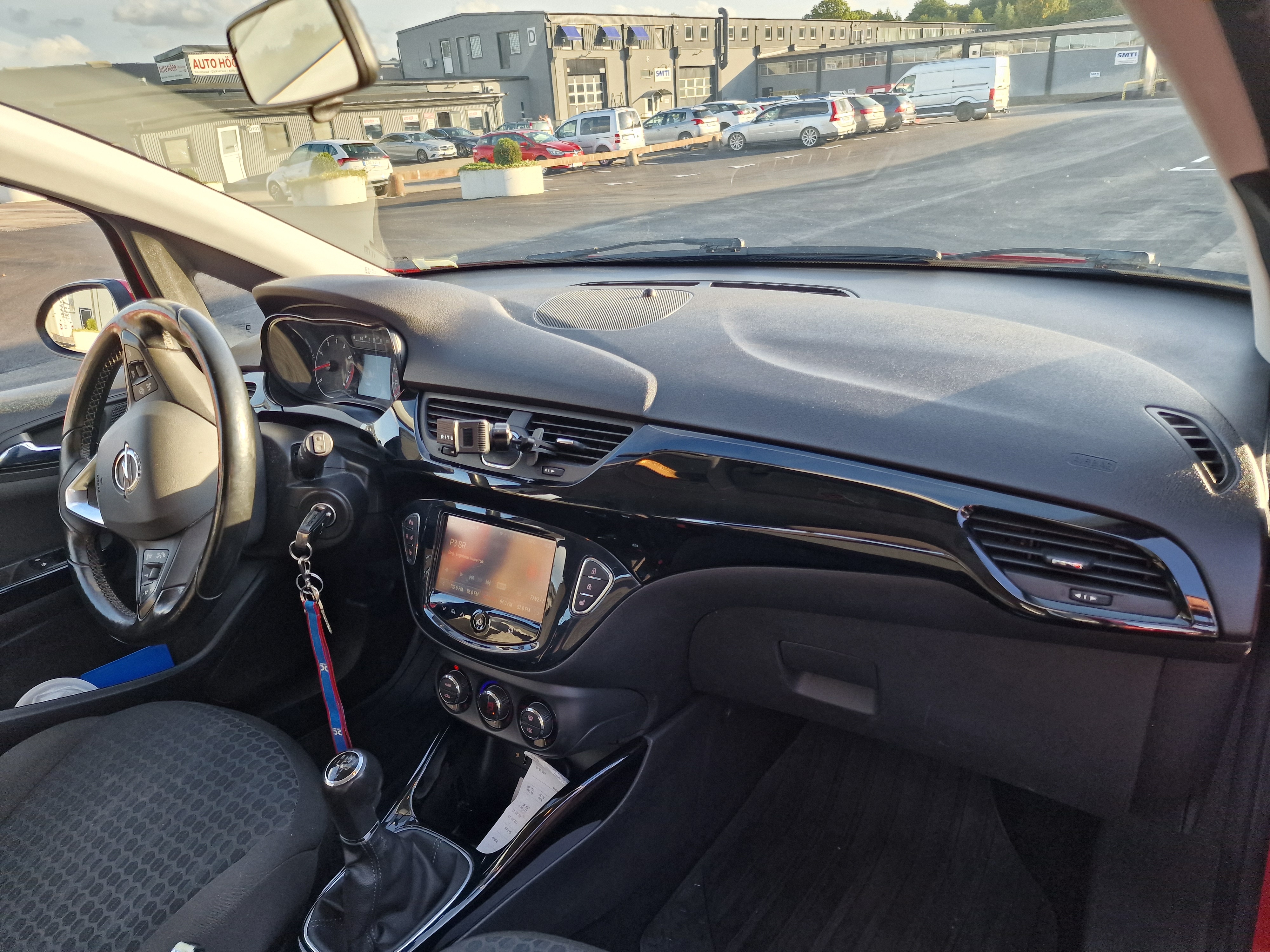 Opel Corsa 5-dörrar 1.4 Manuell 2015, kuva 4/8