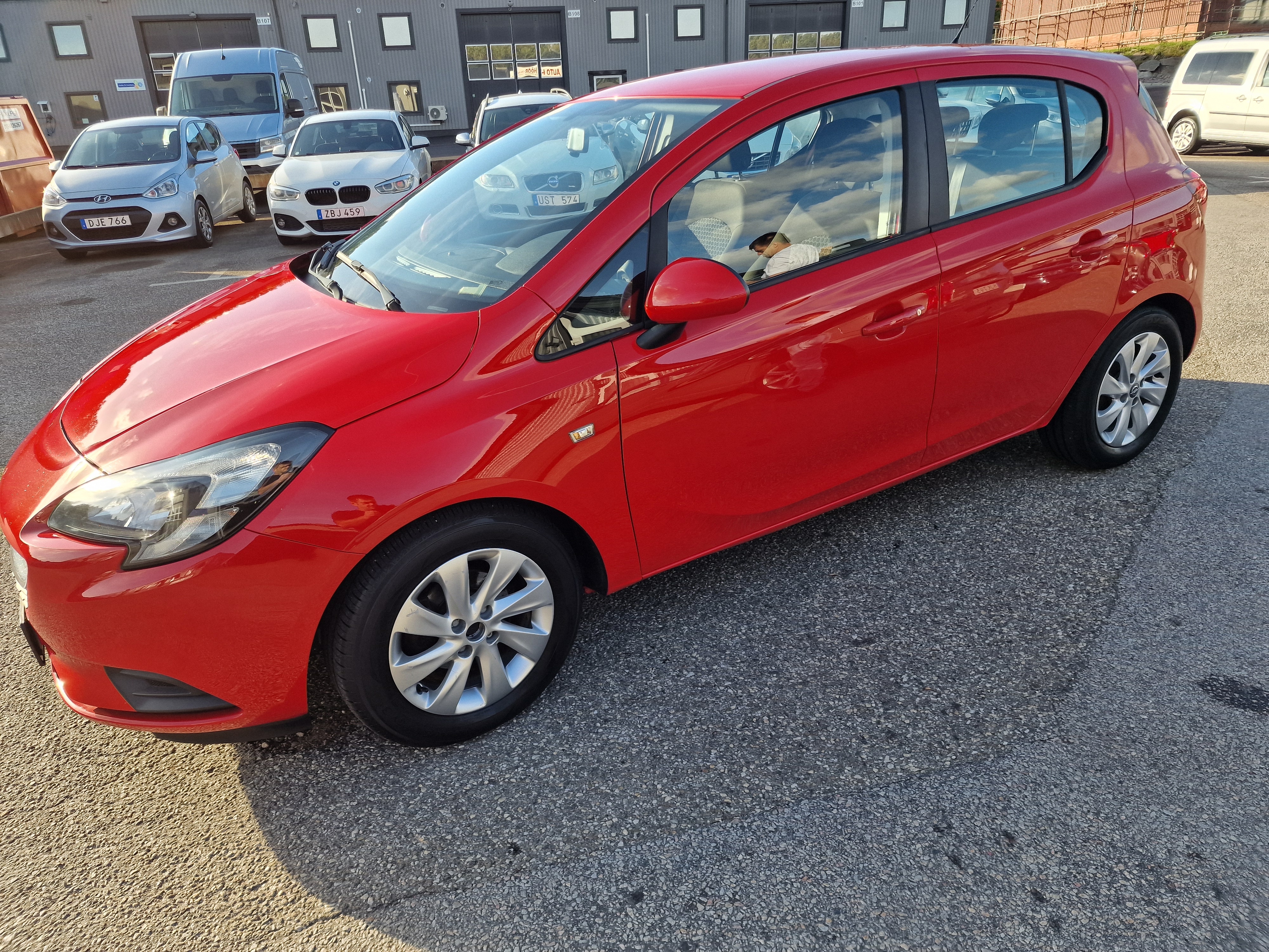 Opel Corsa 5-dörrar 1.4 Manuell 2015, kuva 3/8