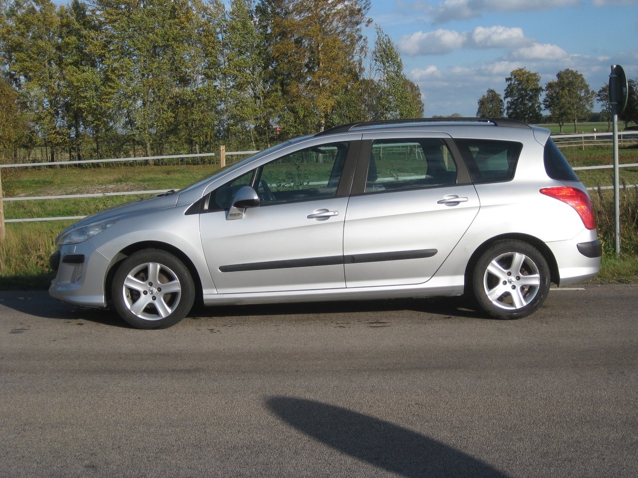 Peugeot 308 2011, bild 6/10