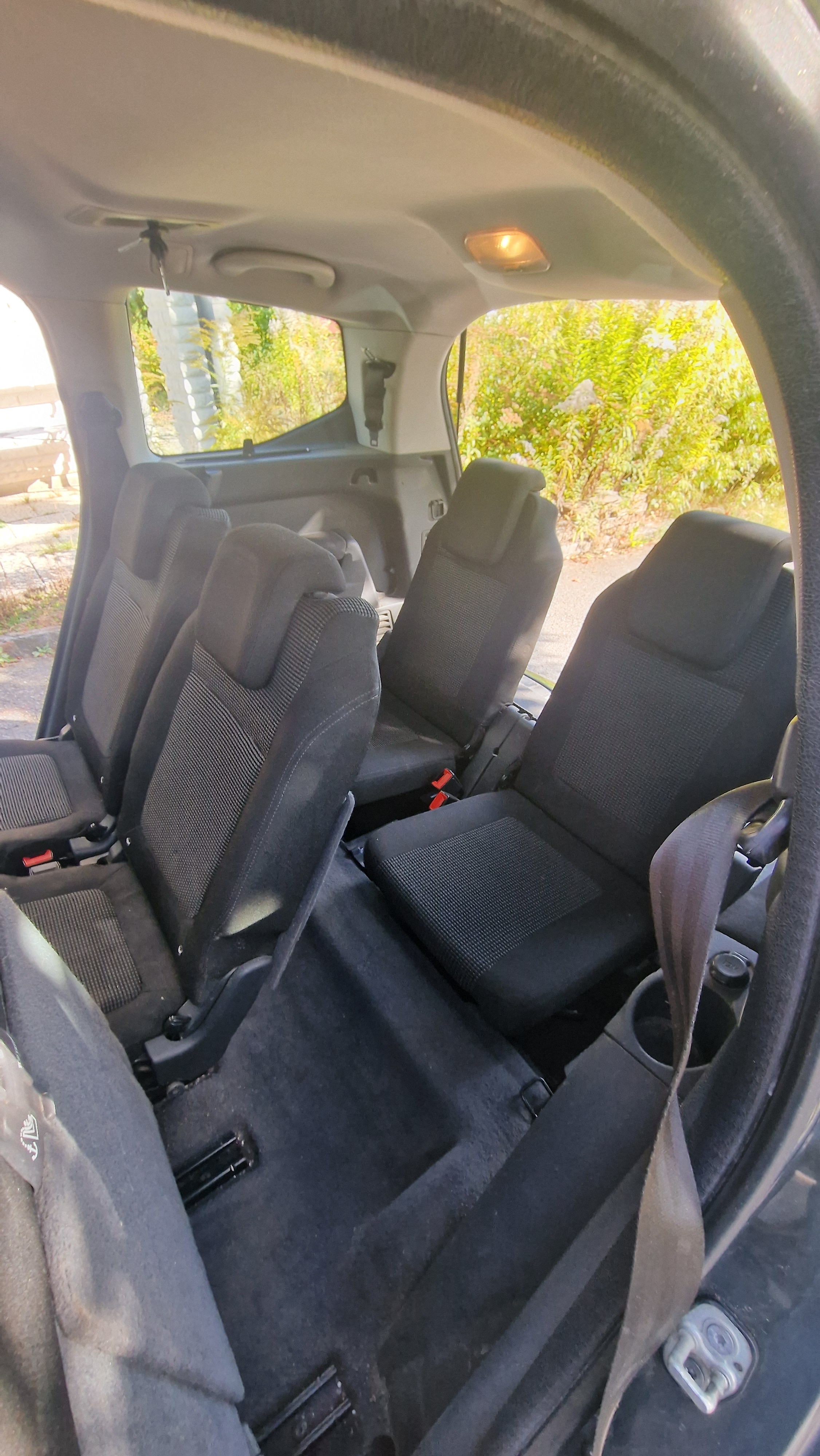 Peugeot 5008 1.6 HDi FAP Manuell 2010, bild 7/10