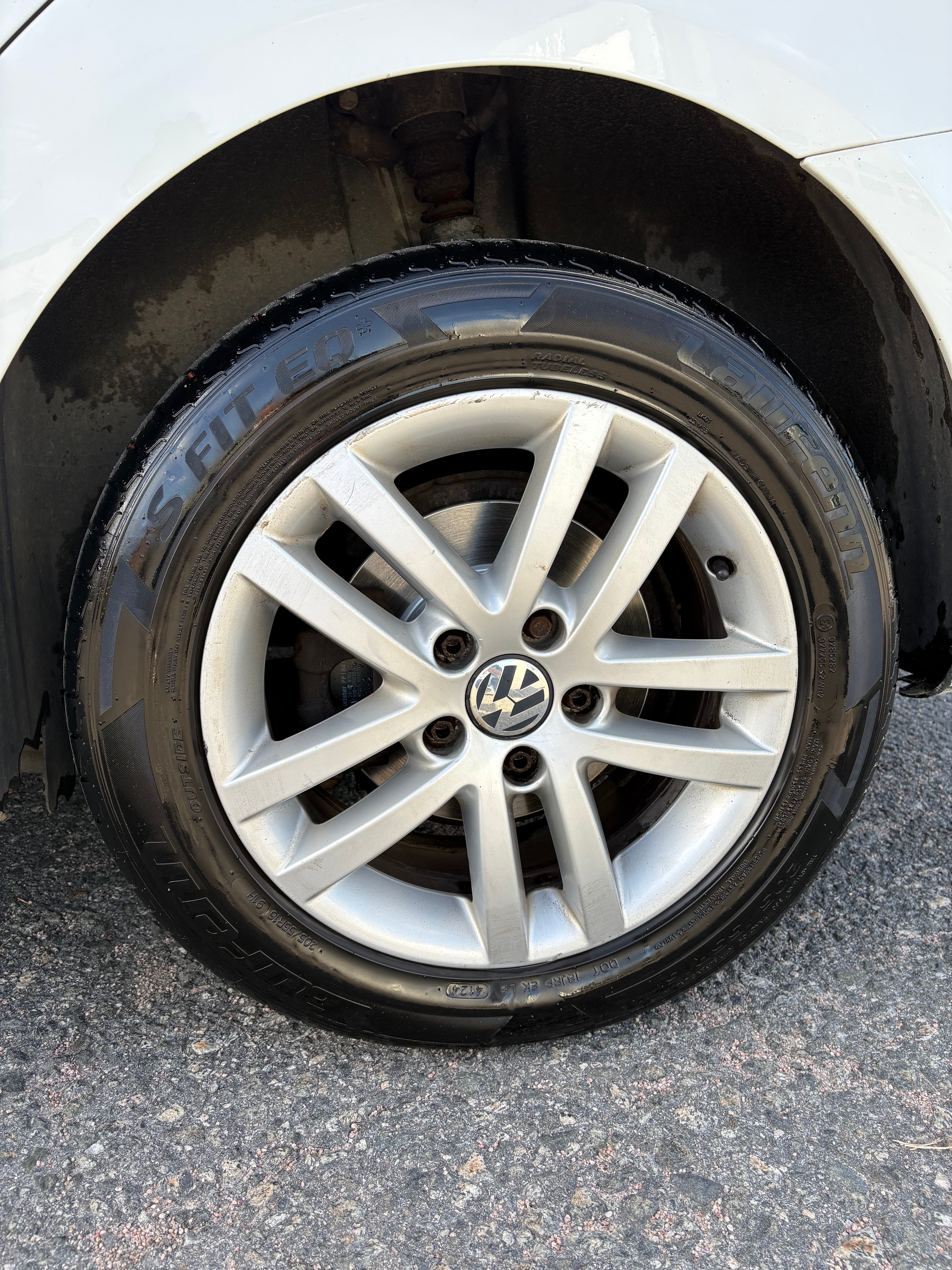 Volkswagen Touran 2015, bild 5/10
