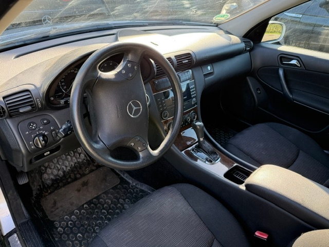 Mercedes-Benz C 2004, bild 6/10