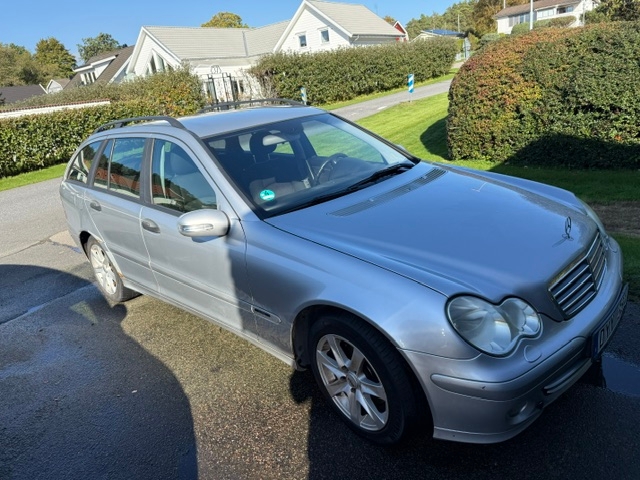 Mercedes-Benz C 2004, bild 2/10