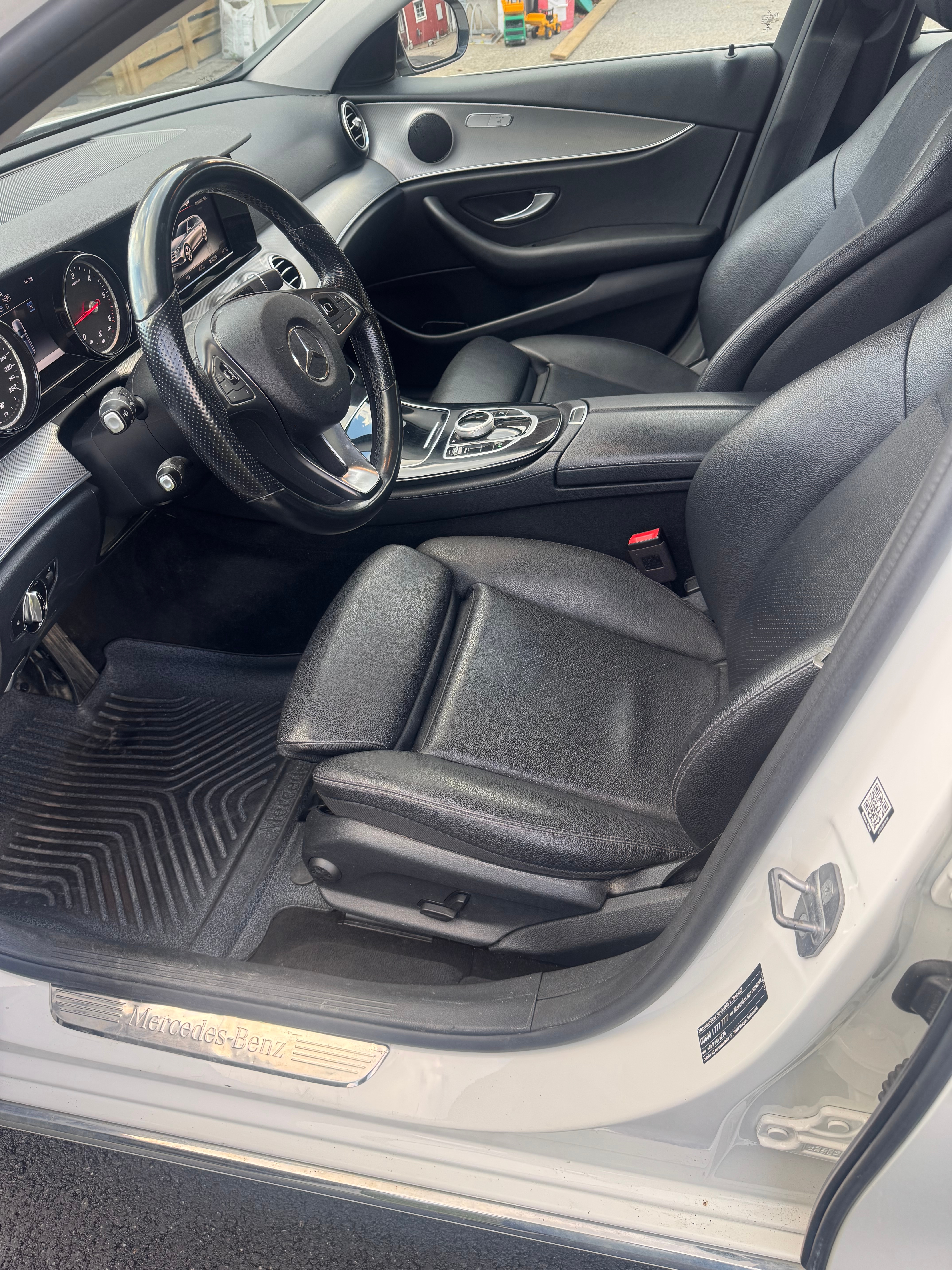 Mercedes-Benz E 220 T d 9G-Tronic 2018, bild 6/9