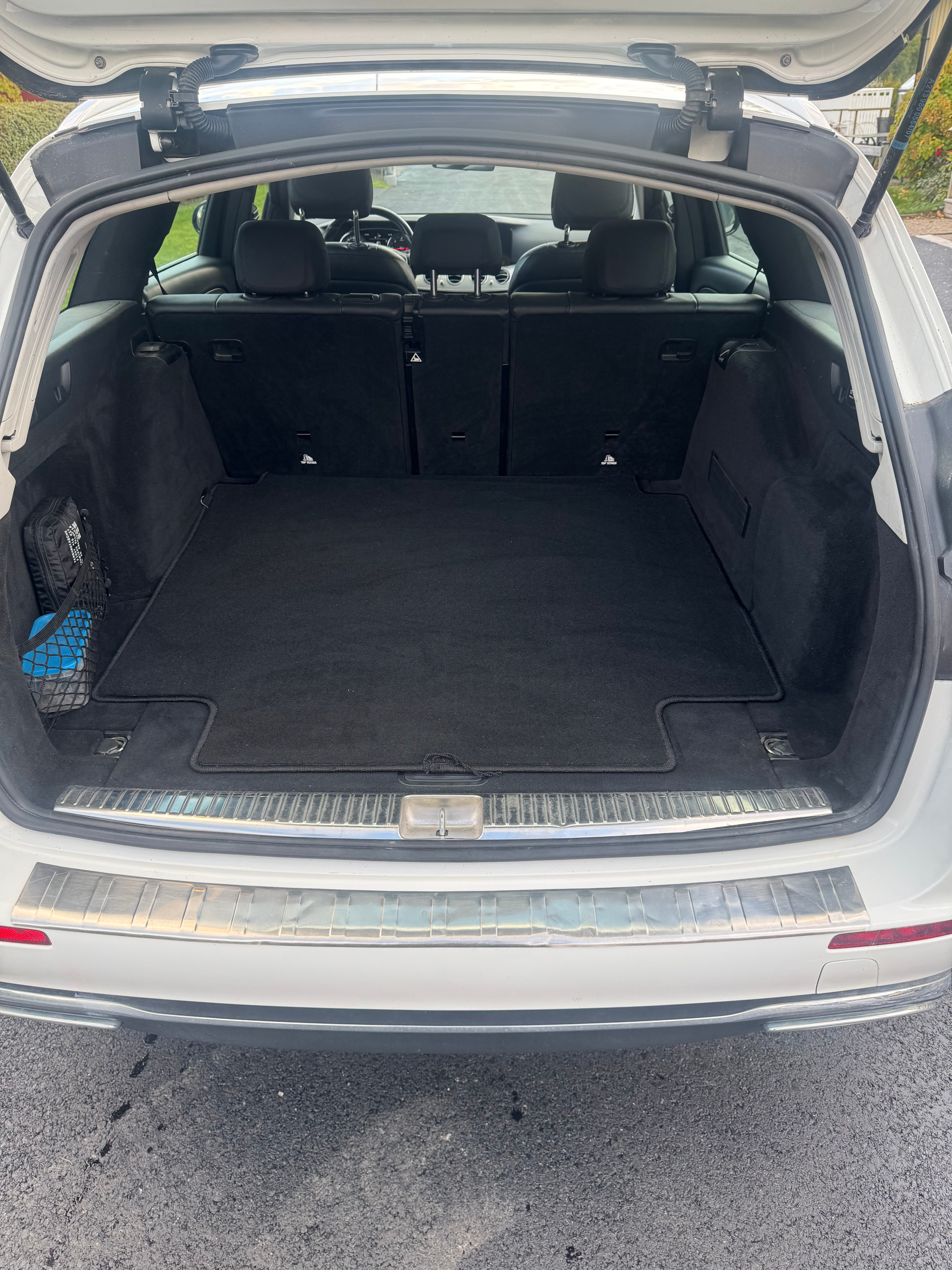 Mercedes-Benz E 220 T d 9G-Tronic 2018, bild 3/9