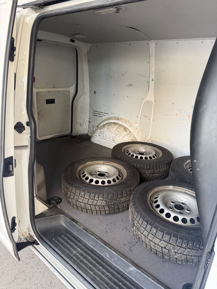 Volkswagen Transporter 2018, kuva 7/10