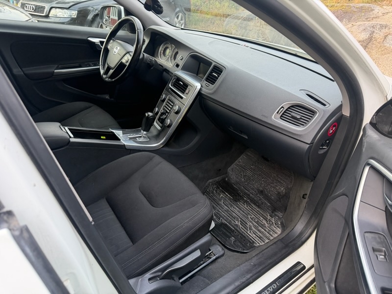 Volvo V60 D3 Geartronic 2012, bild 5/6