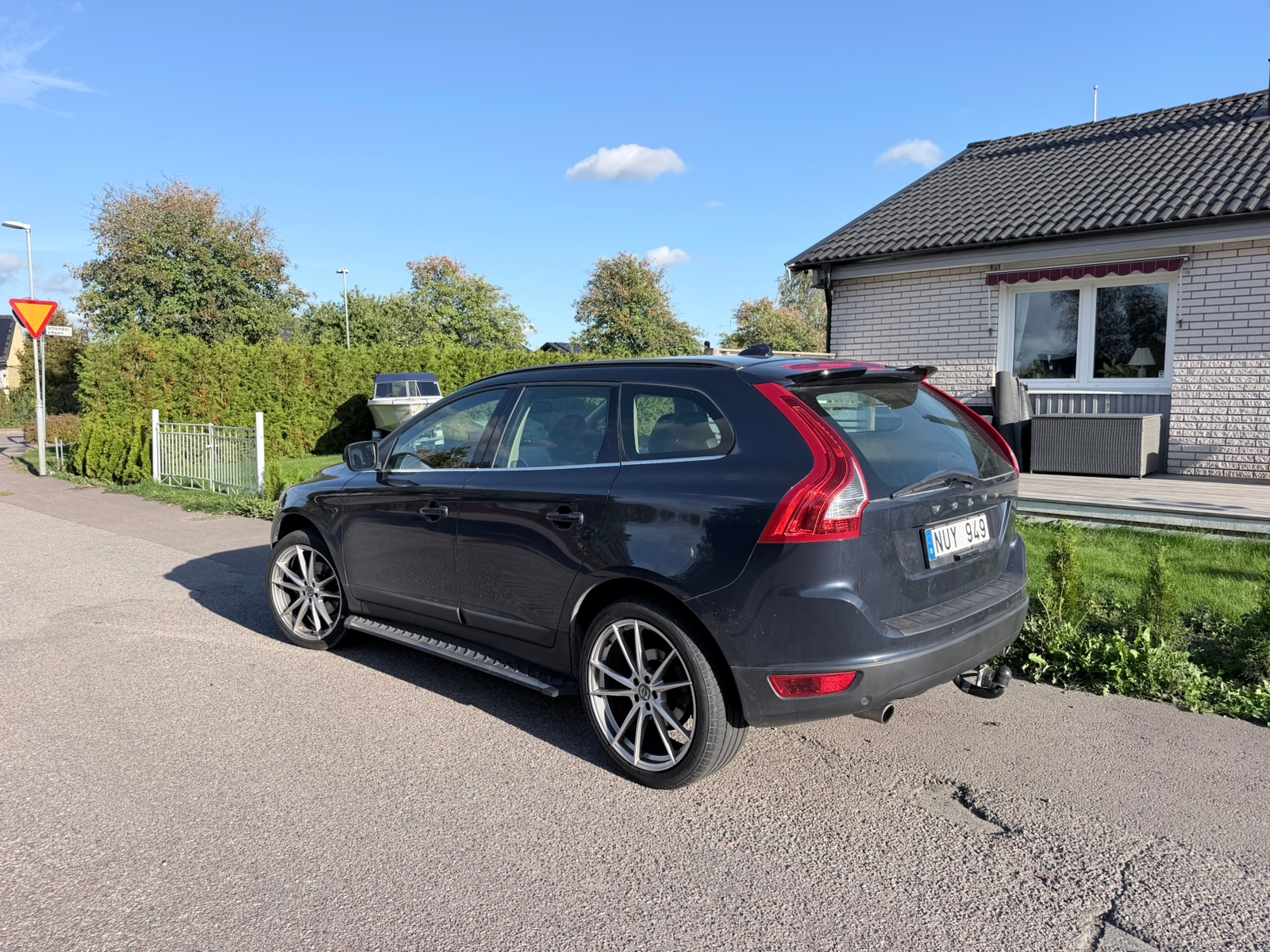 Volvo XC60 D4 AWD Geartronic 2013, bild 3/9